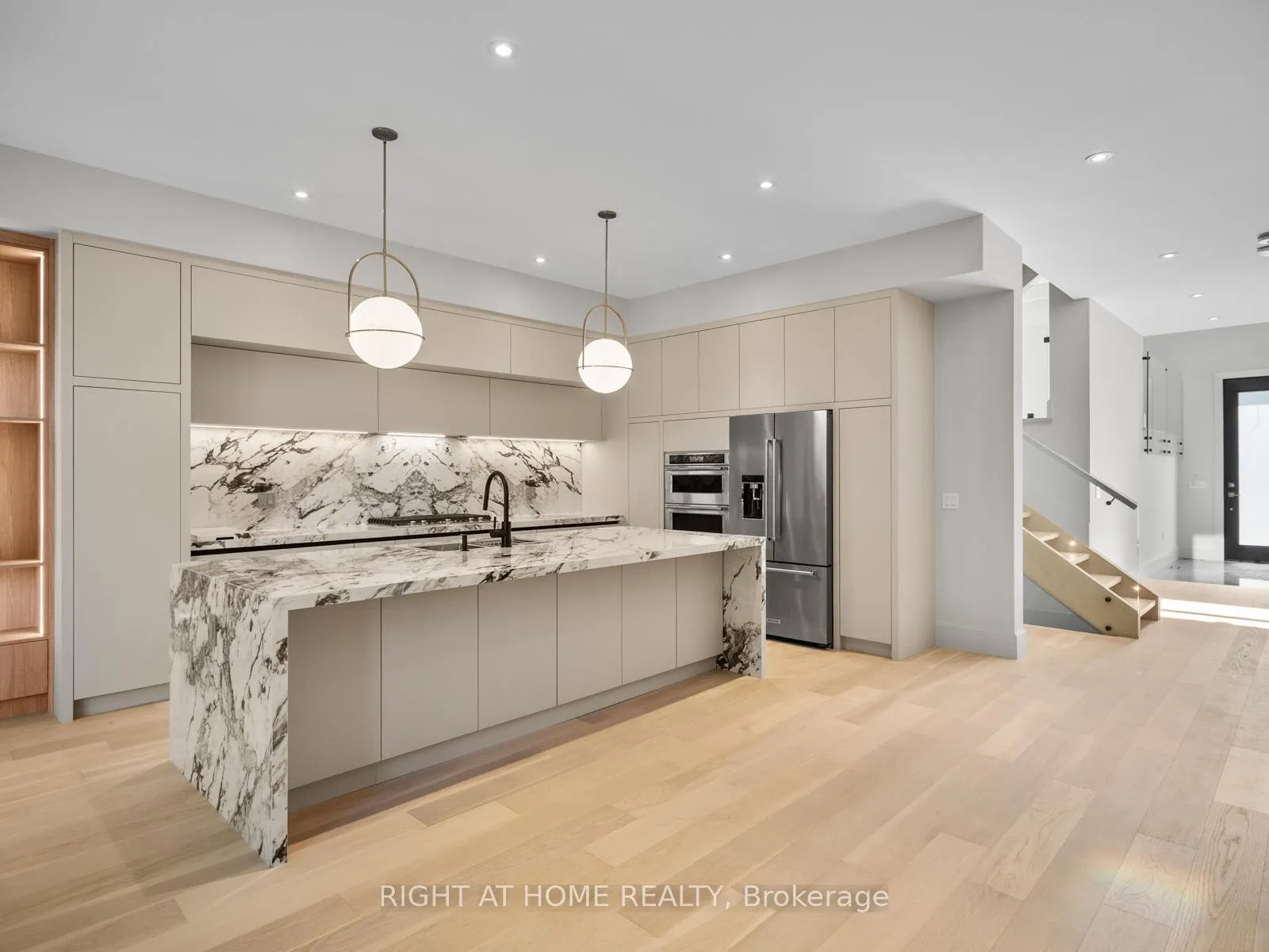Photo 14 of 57 Alameda Avenue, Toronto, Oakwood Village — HOMEH