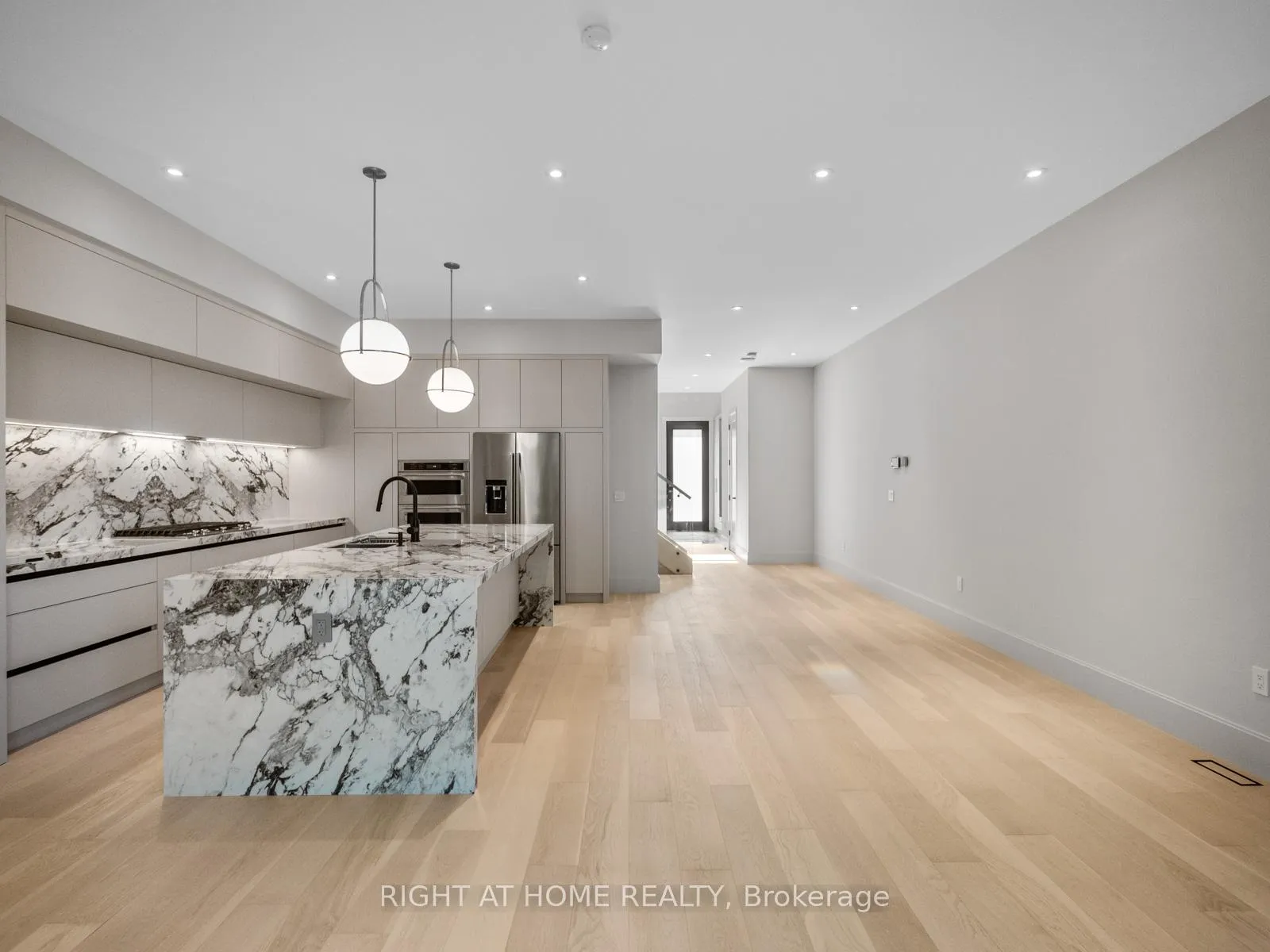 Photo 15 of 57 Alameda Avenue, Toronto, Oakwood Village — HOMEH