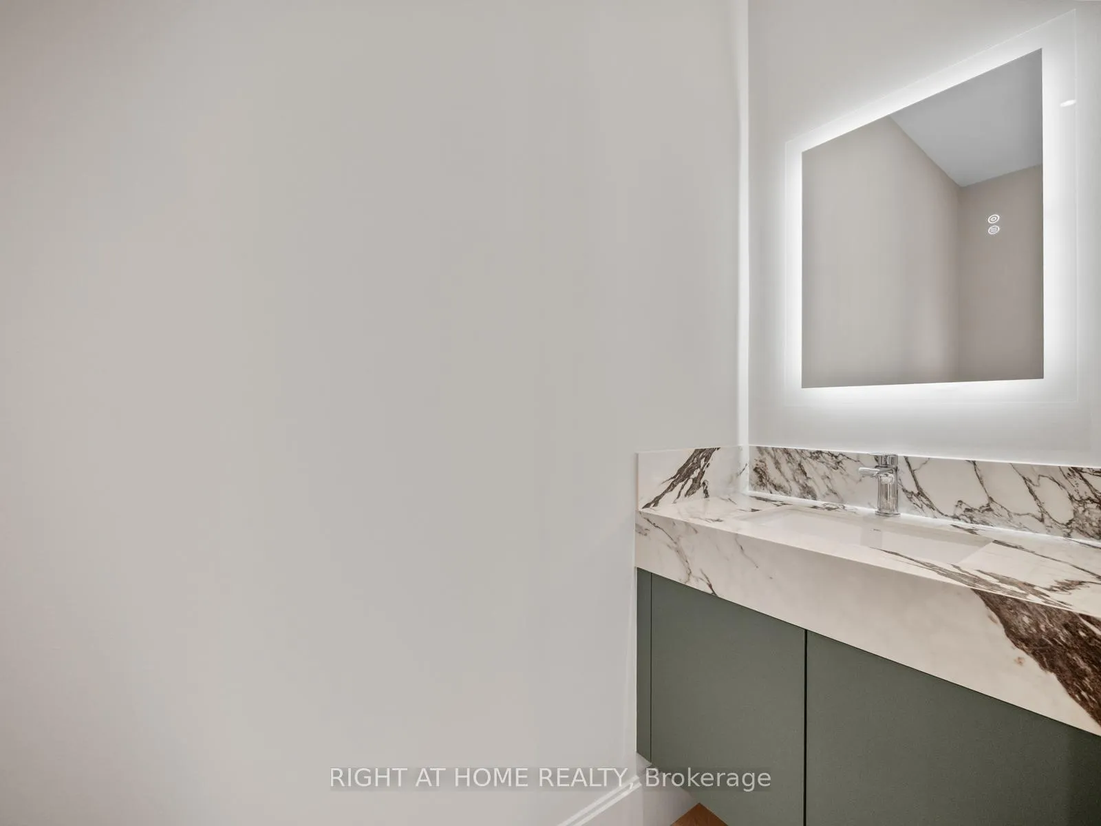 Photo 19 of 57 Alameda Avenue, Toronto, Oakwood Village — HOMEH