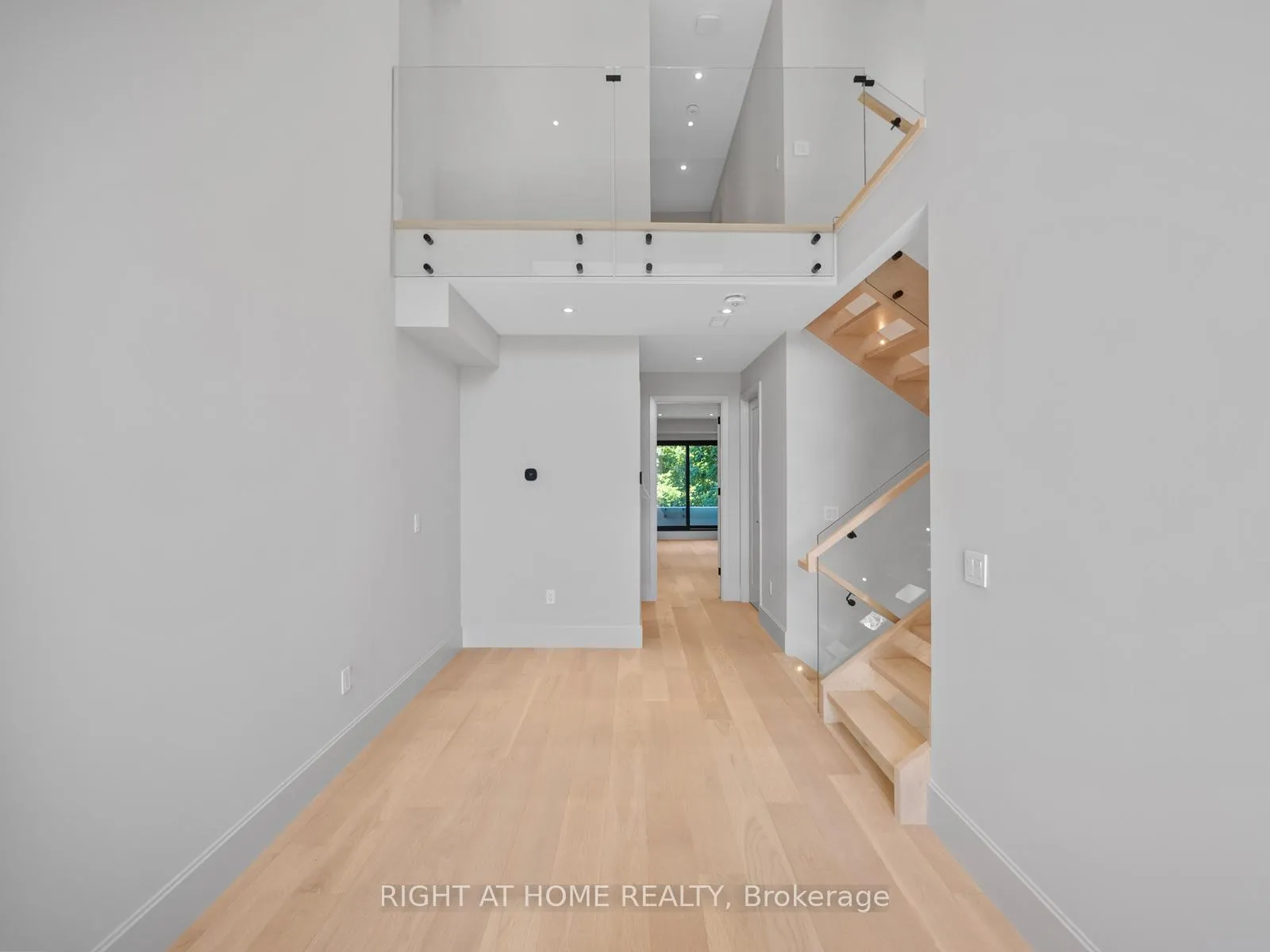 Photo 25 of 57 Alameda Avenue, Toronto, Oakwood Village — HOMEH
