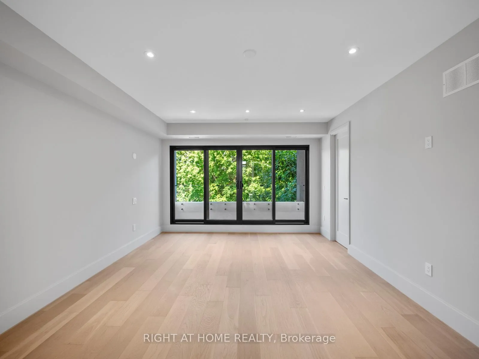 Photo 26 of 57 Alameda Avenue, Toronto, Oakwood Village — HOMEH