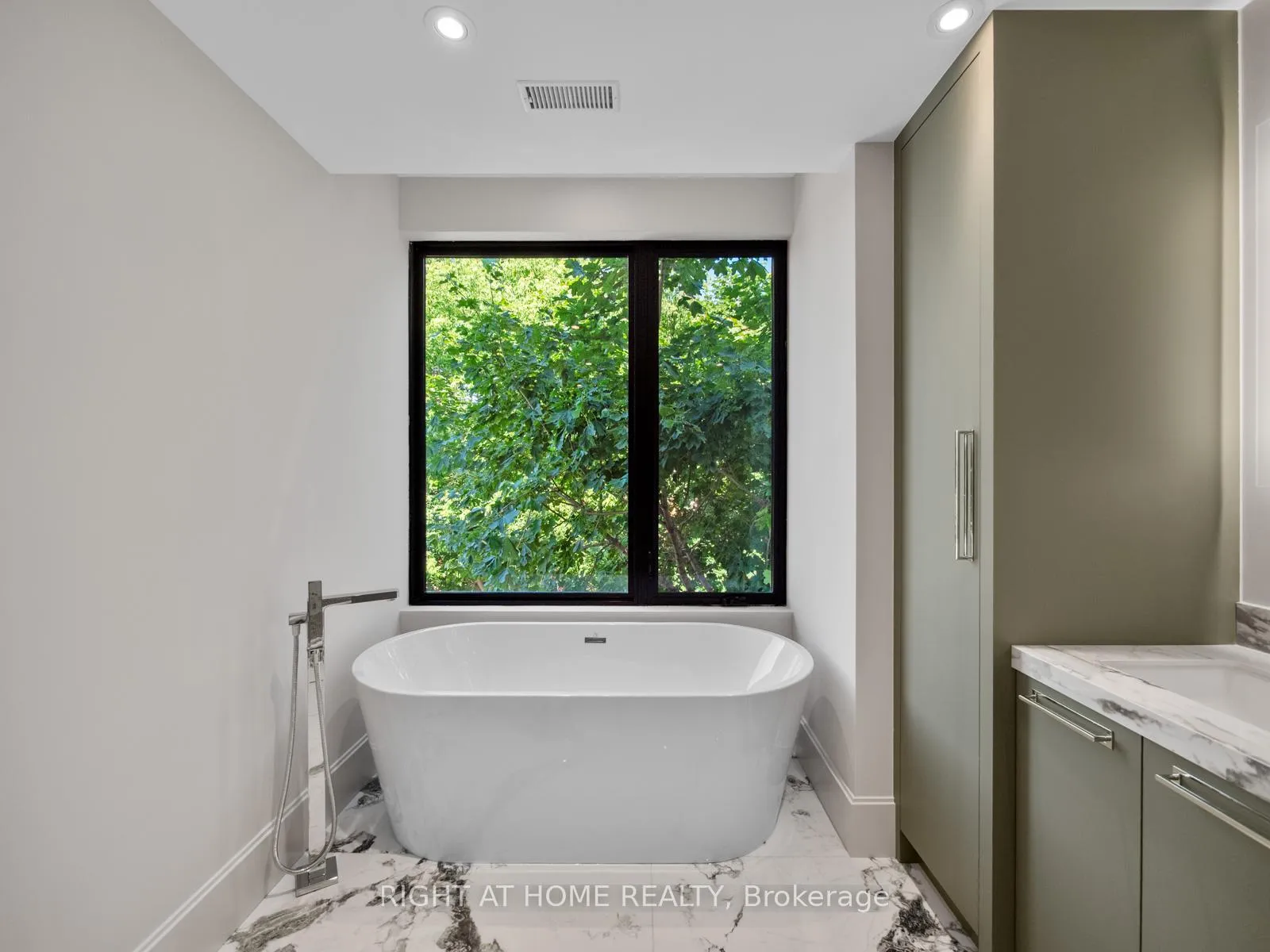 Photo 29 of 57 Alameda Avenue, Toronto, Oakwood Village — HOMEH