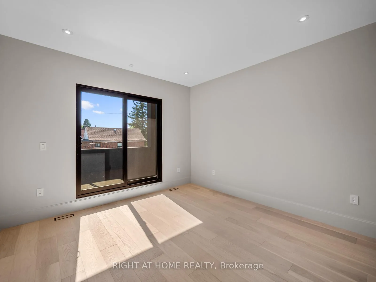 Photo 33 of 57 Alameda Avenue, Toronto, Oakwood Village — HOMEH