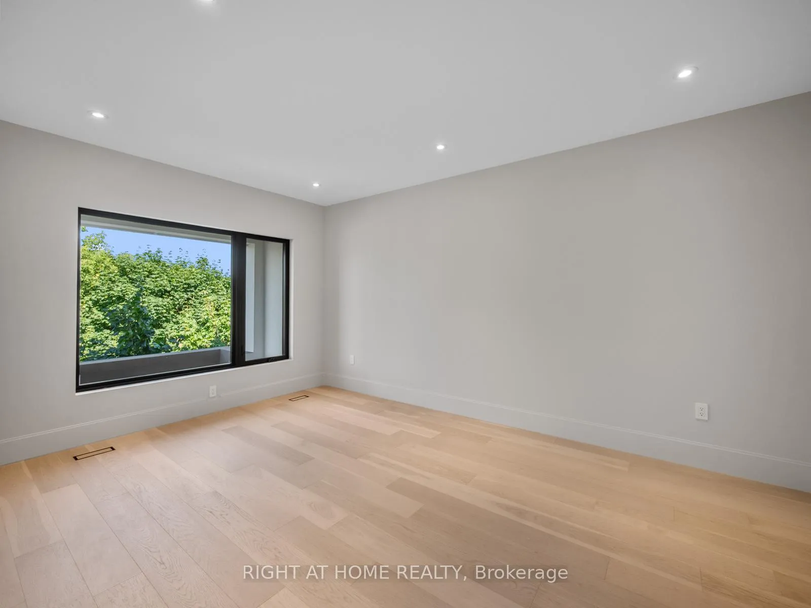 Photo 41 of 57 Alameda Avenue, Toronto, Oakwood Village — HOMEH