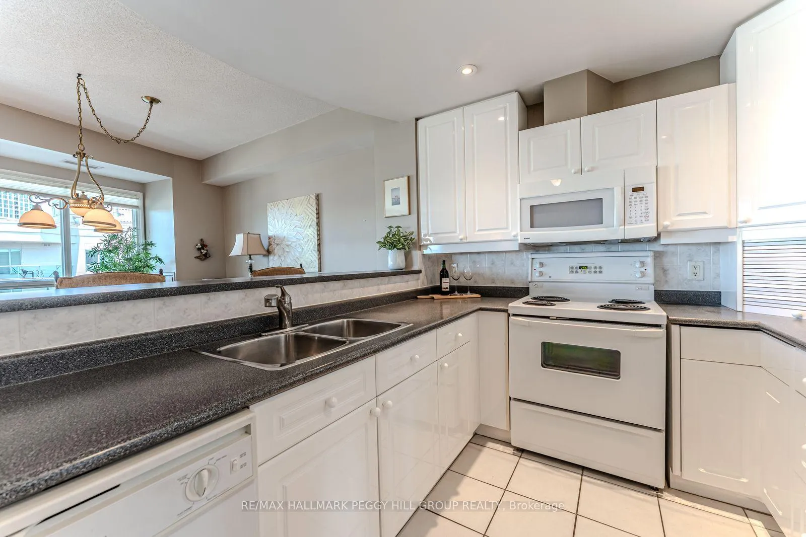 Photo 9 of Unit PH2/3, 2 Toronto Street, Barrie, City Centre — HOMEH
