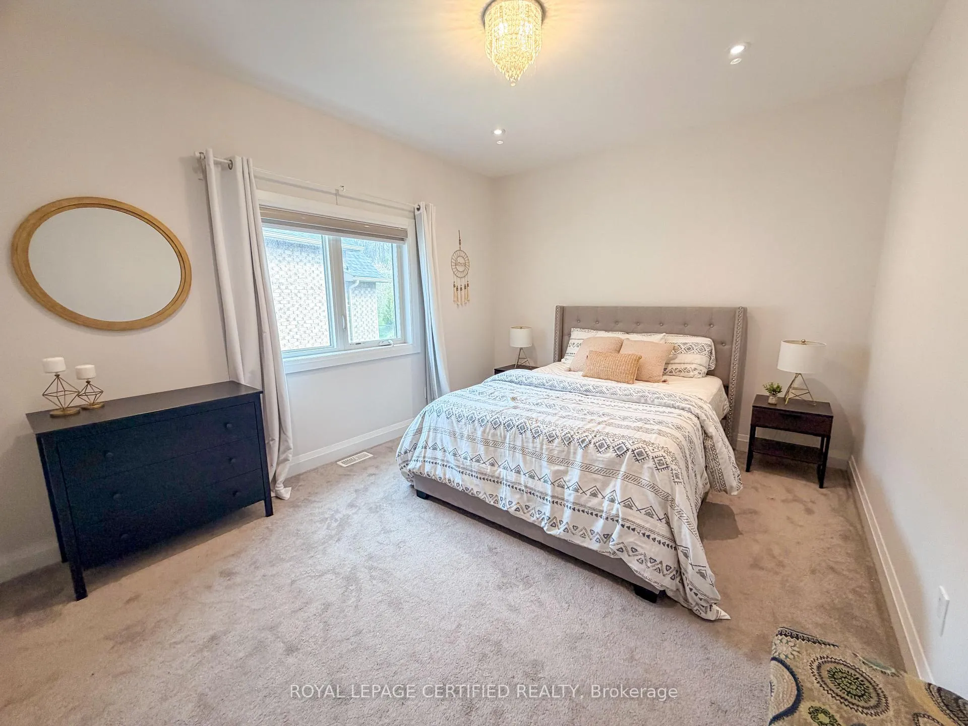 Photo 10 of 22 foxtrail Court, Halton Hills, Georgetown — HOMEH