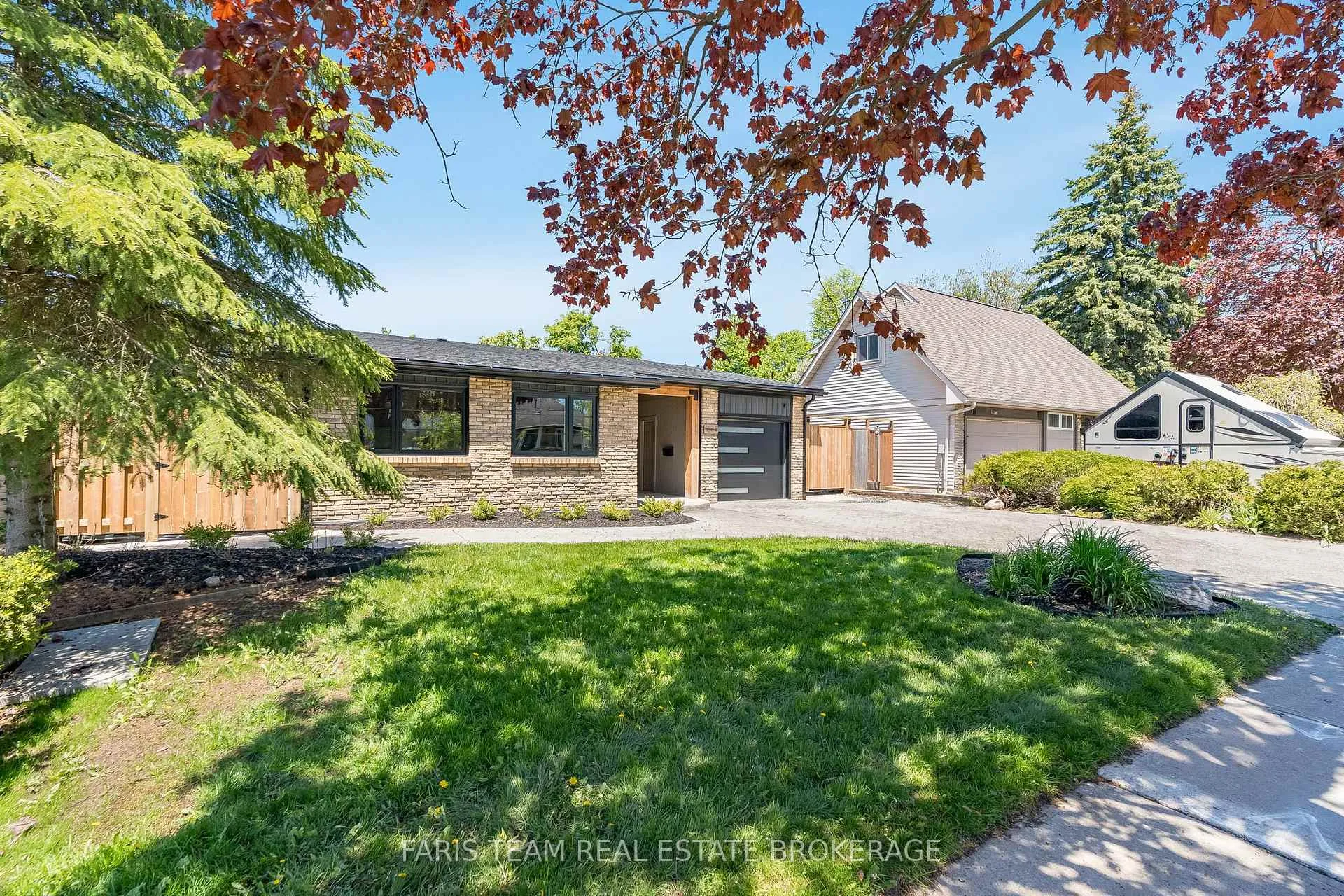Photo 3 of 12 Oren Boulevard, Barrie, Sunnidale — HOMEH