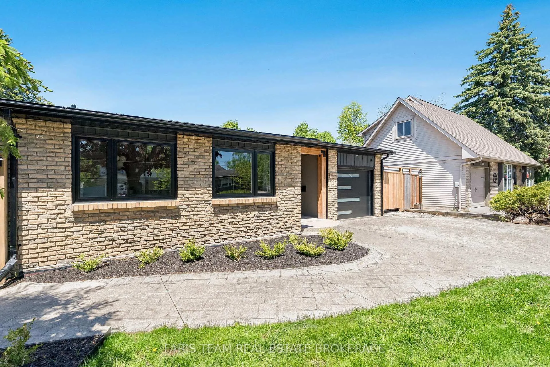 Photo 4 of 12 Oren Boulevard, Barrie, Sunnidale — HOMEH