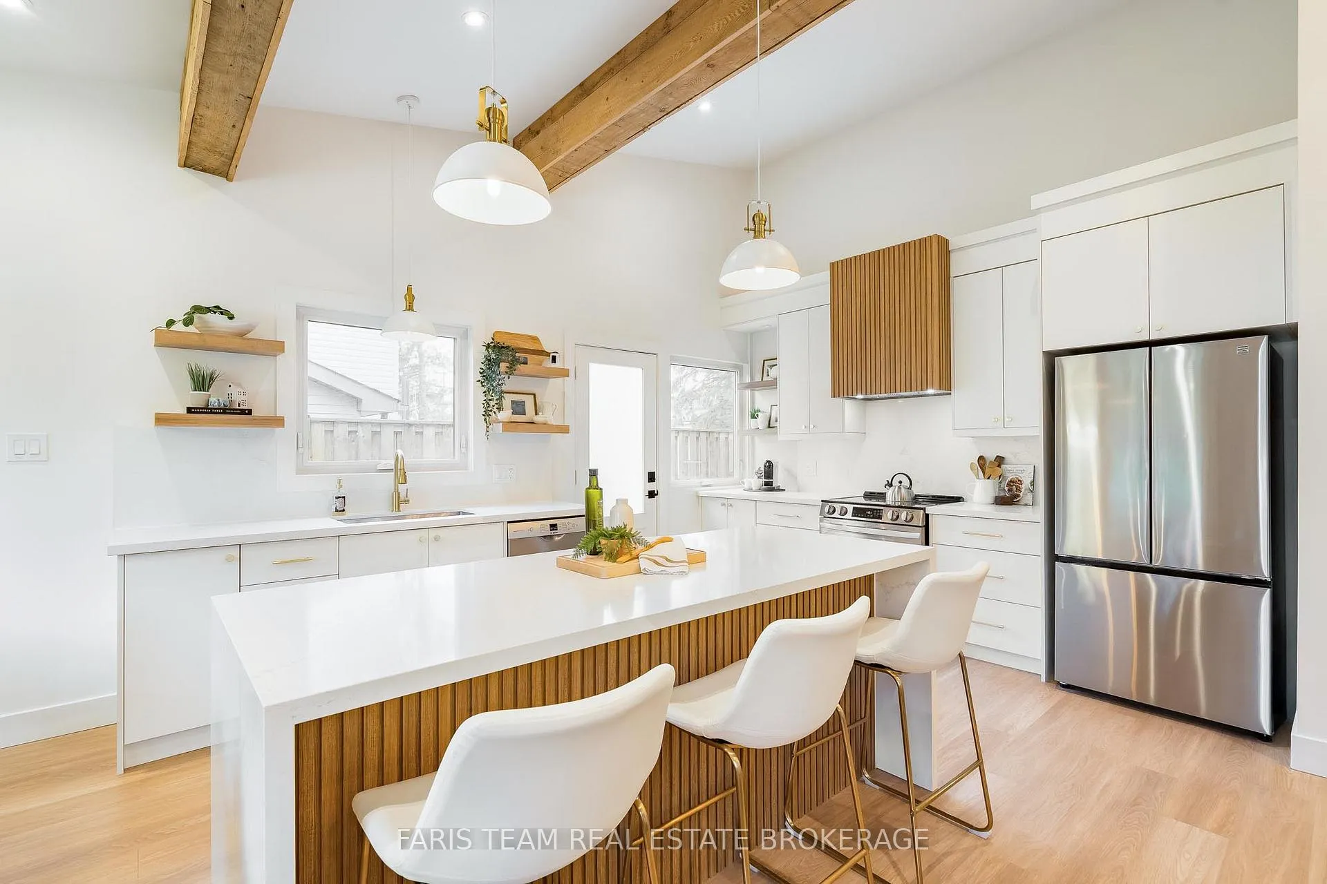 Photo 6 of 12 Oren Boulevard, Barrie, Sunnidale — HOMEH