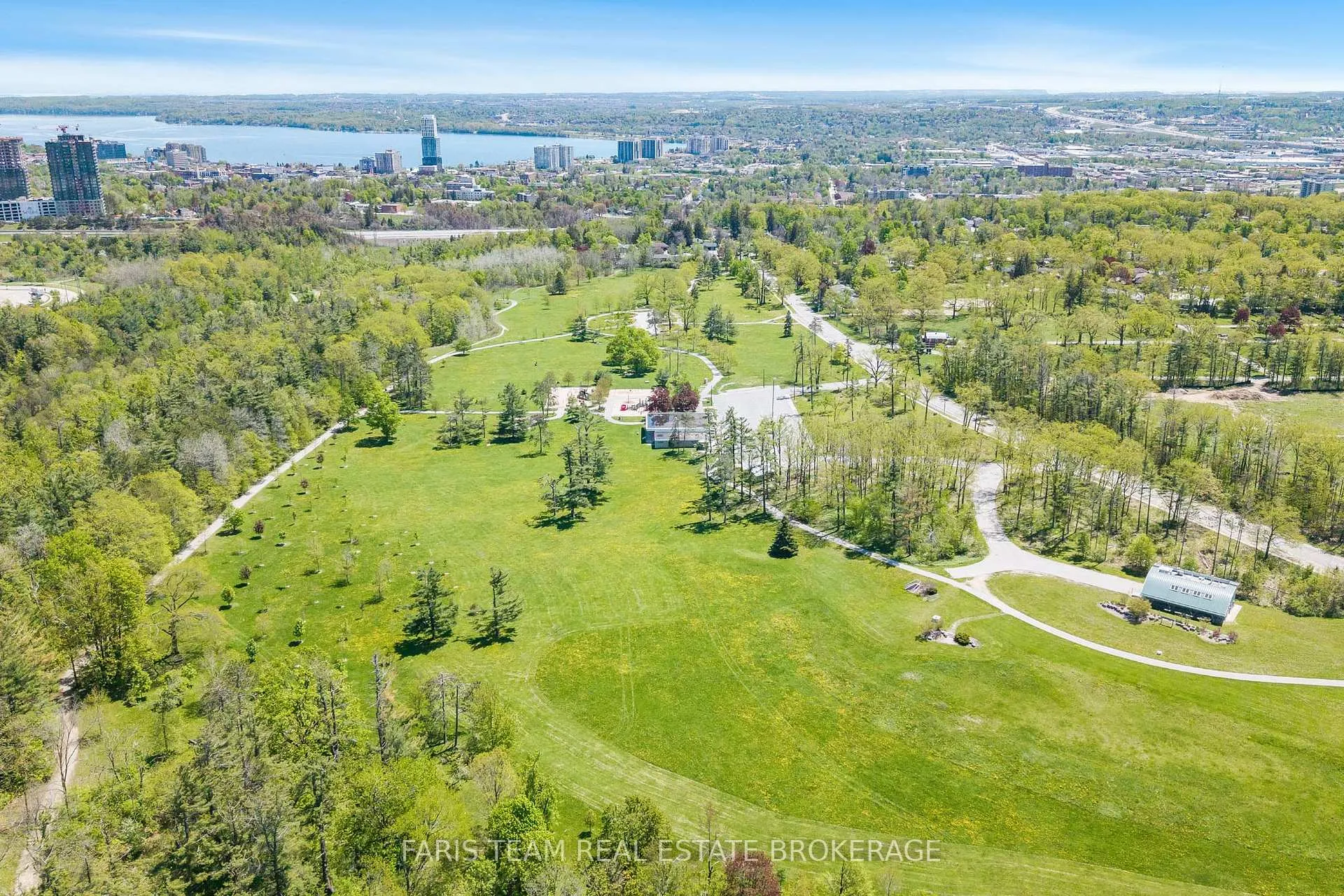 Photo 39 of 12 Oren Boulevard, Barrie, Sunnidale — HOMEH