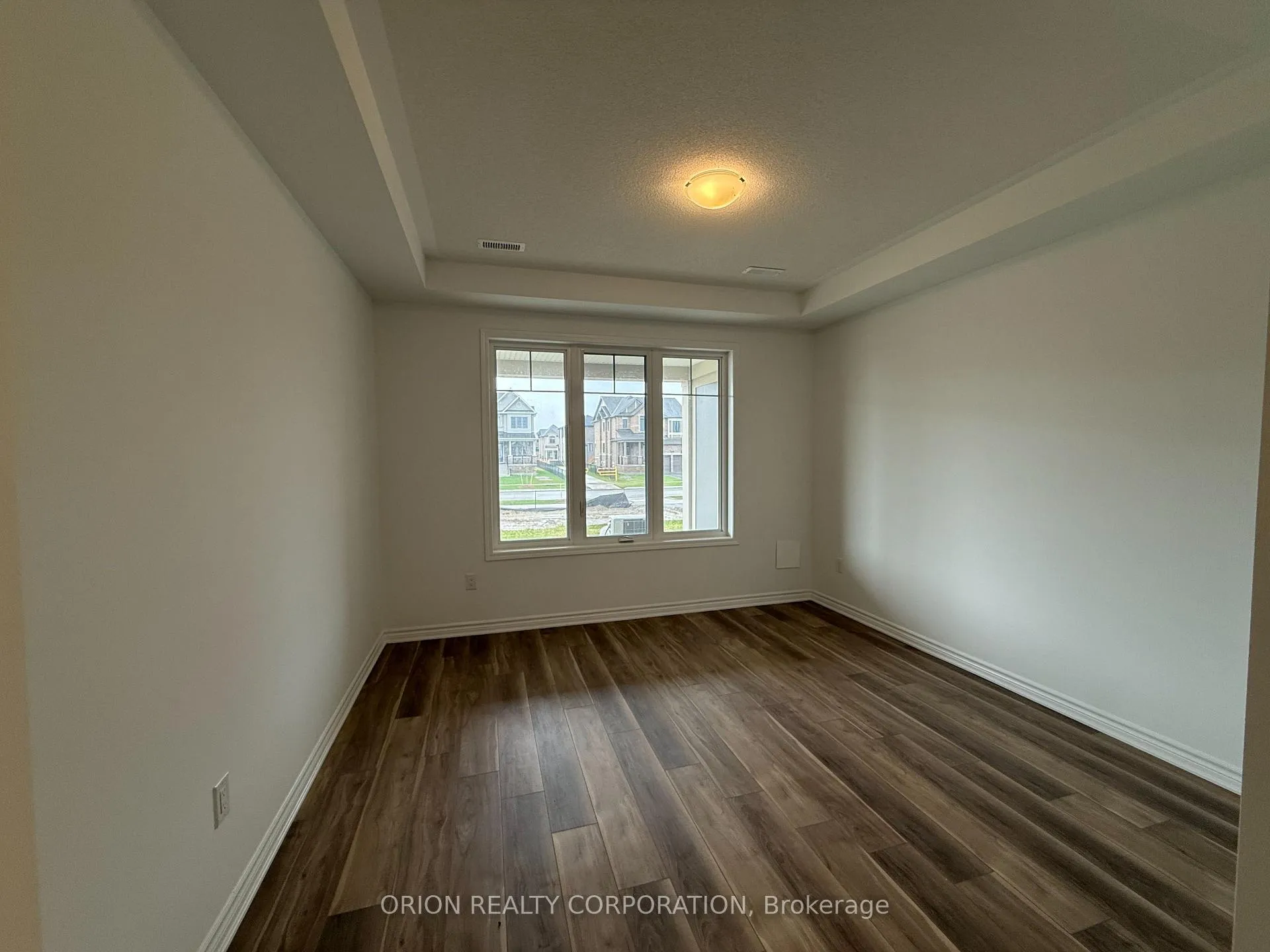 Photo 7 of 706 Sargeant Place, Innisfil, Rural Innisfil — HOMEH