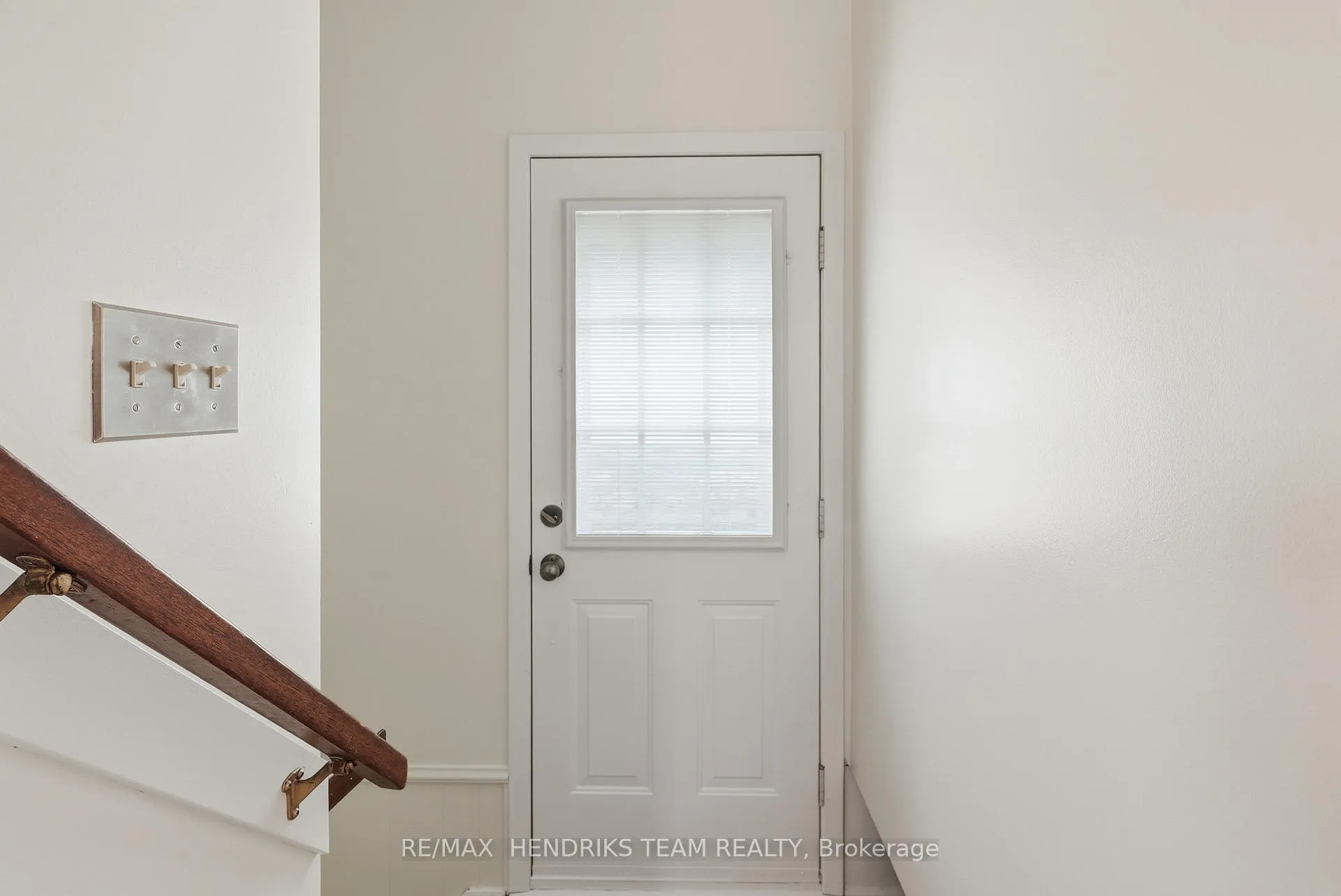 Photo 27 of 23 Crescentwood Drive, St. Catharines, Lakeport — HOMEH