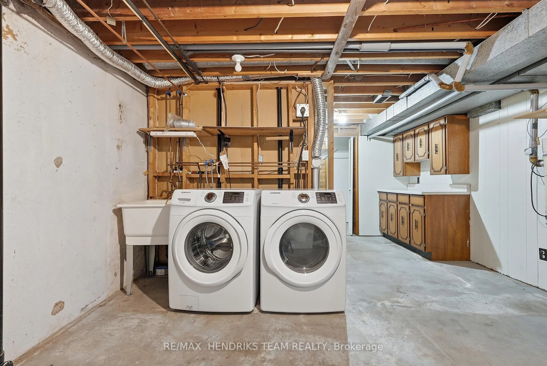 Photo 34 of 23 Crescentwood Drive, St. Catharines, Lakeport — HOMEH