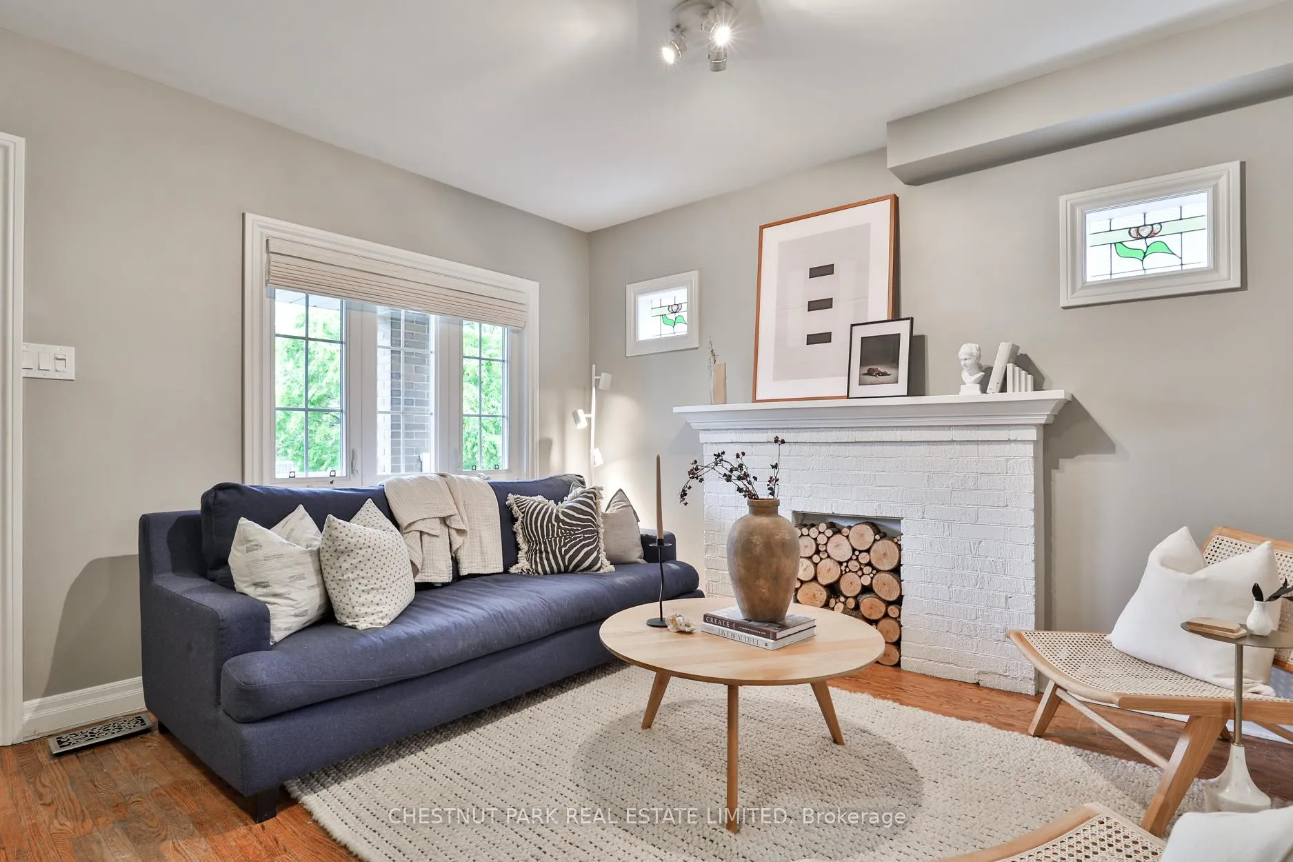 Photo 5 of 16 Dilworth Crescent, Toronto, Broadview North — HOMEH