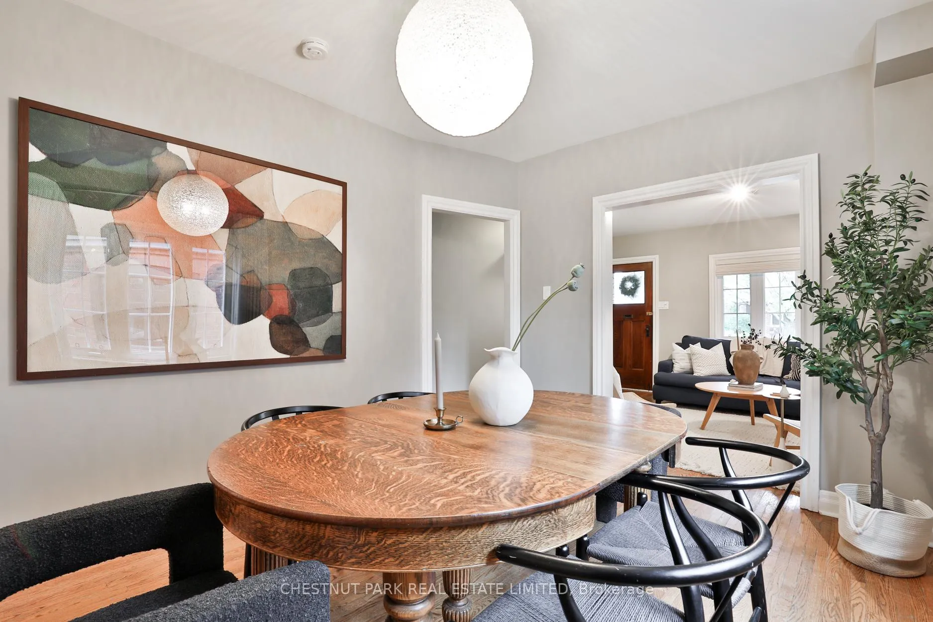 Photo 10 of 16 Dilworth Crescent, Toronto, Broadview North — HOMEH