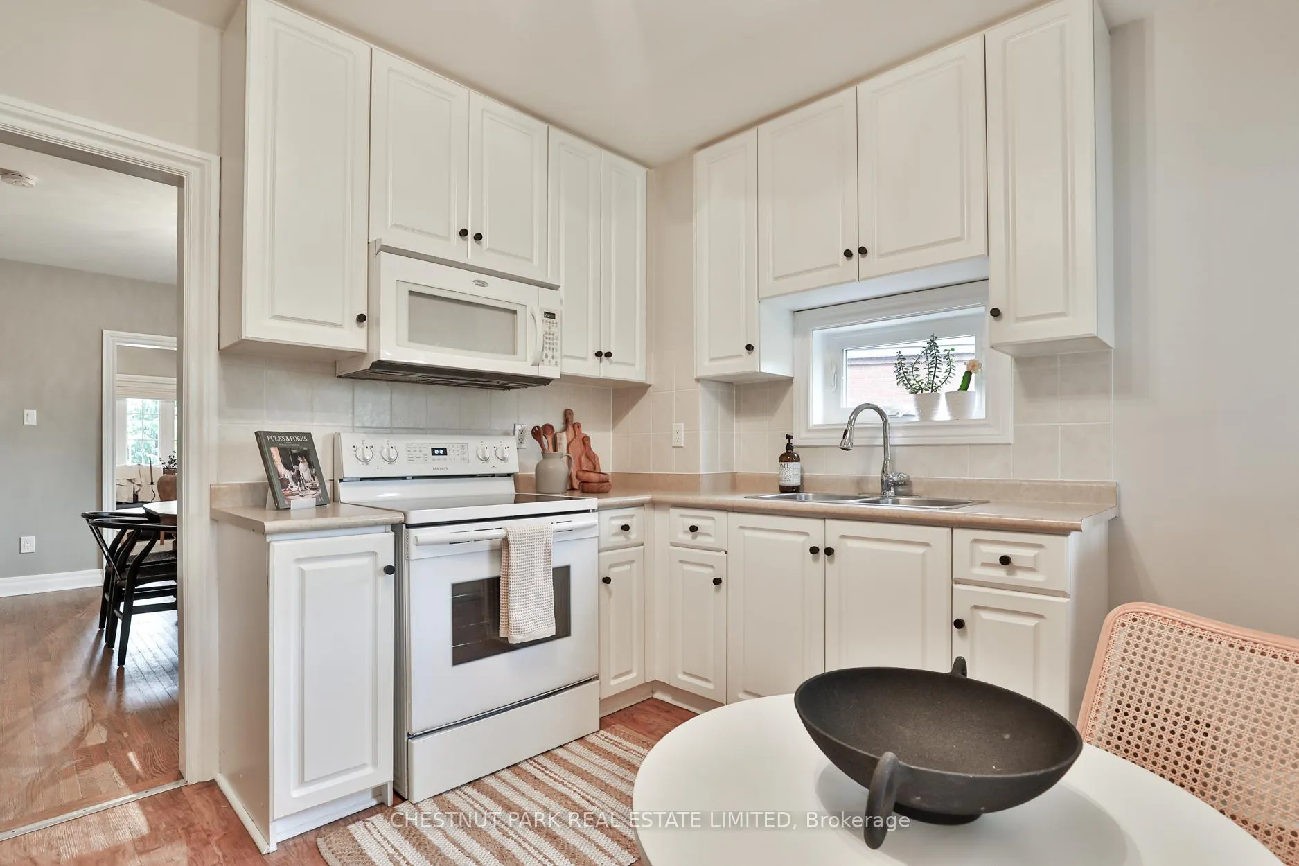Photo 13 of 16 Dilworth Crescent, Toronto, Broadview North — HOMEH
