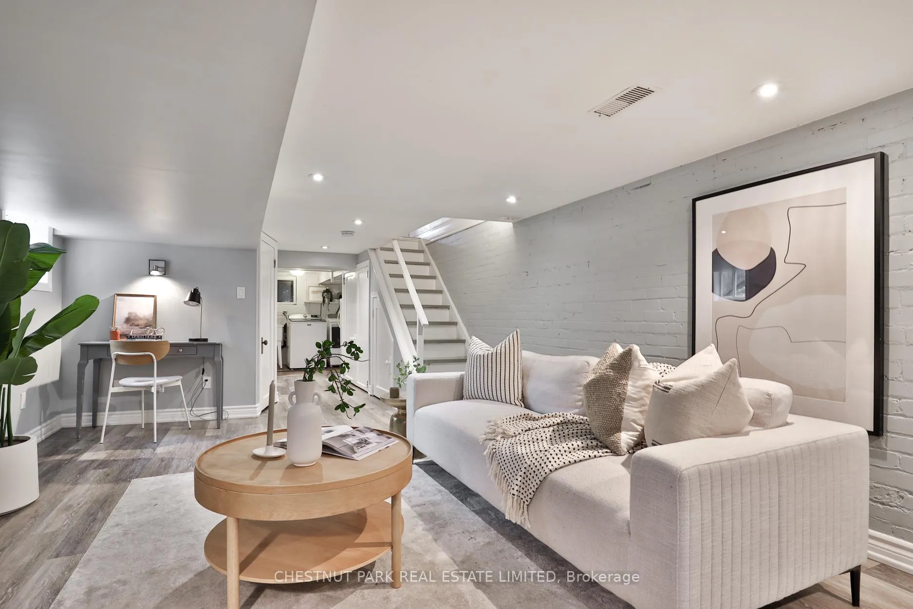 Photo 28 of 16 Dilworth Crescent, Toronto, Broadview North — HOMEH