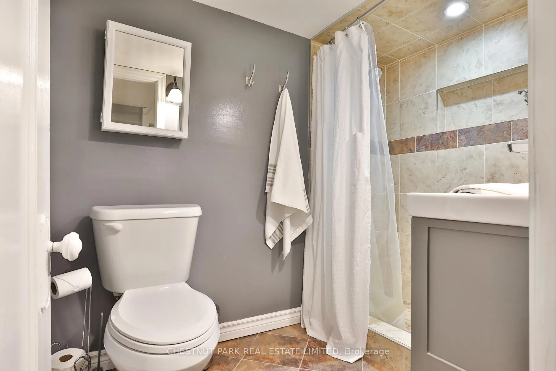 Photo 30 of 16 Dilworth Crescent, Toronto, Broadview North — HOMEH