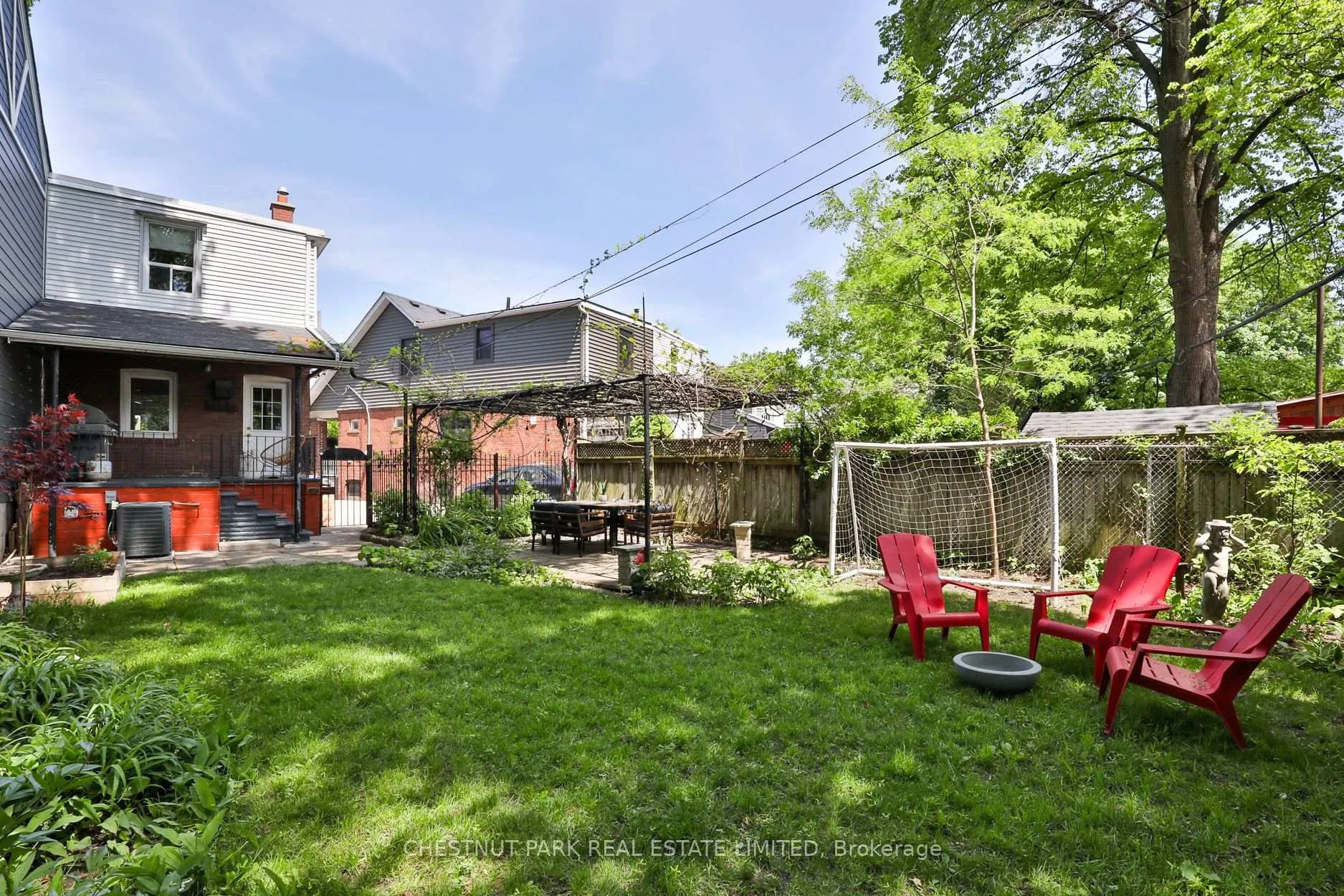 Photo 41 of 16 Dilworth Crescent, Toronto, Broadview North — HOMEH