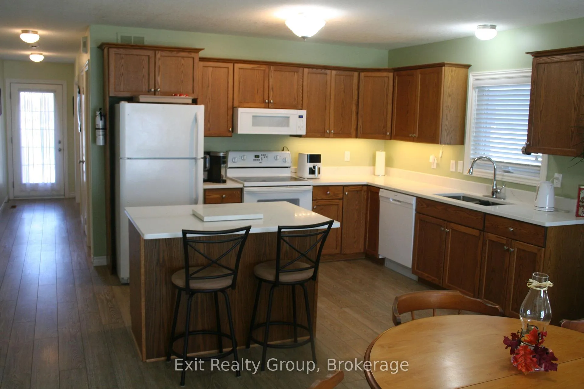 Photo 7 of 30 Aletha Drive, Prince Edward County, Wellington Ward — HOMEH