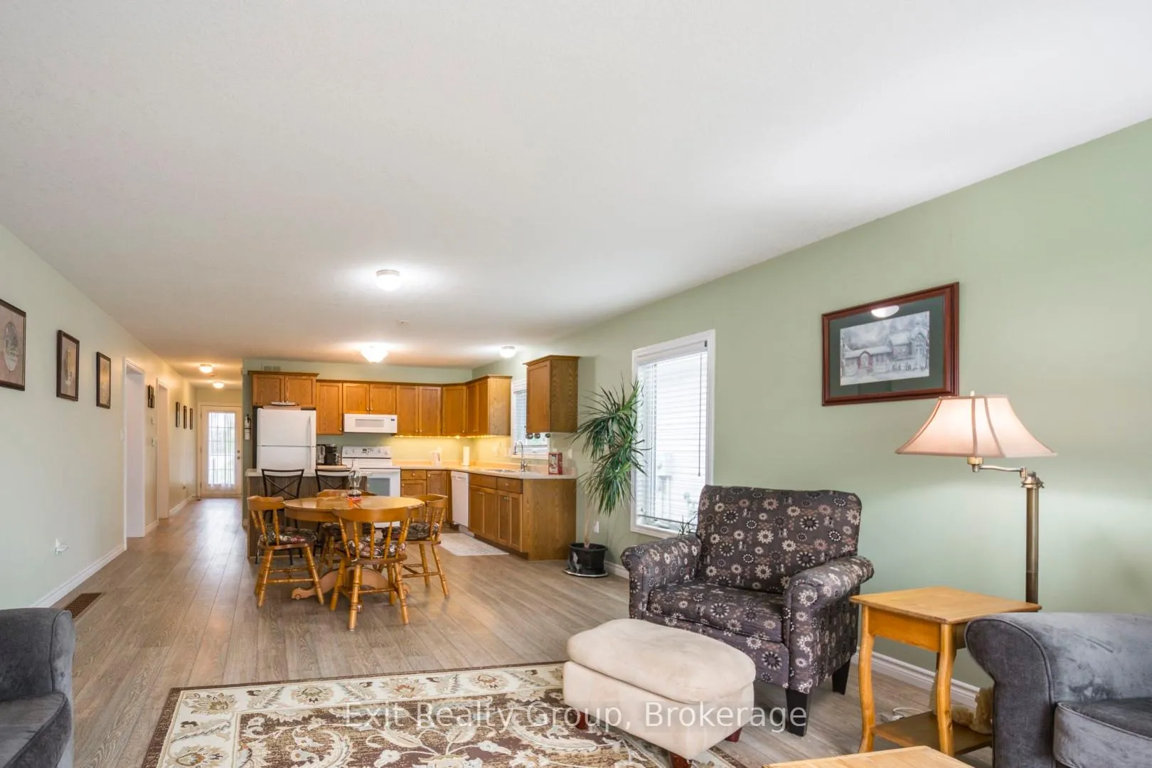Photo 10 of 30 Aletha Drive, Prince Edward County, Wellington Ward — HOMEH