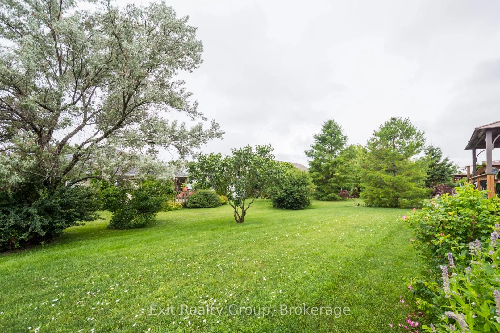 Photo 22 of 30 Aletha Drive, Prince Edward County, Wellington Ward — HOMEH