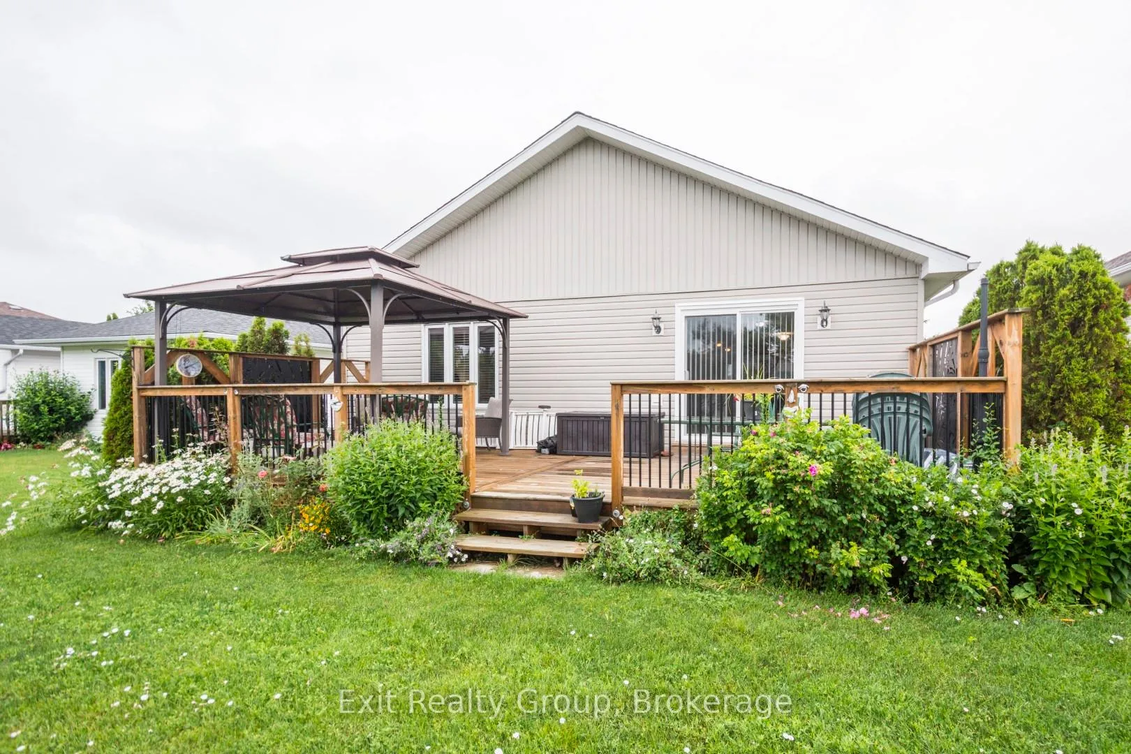 Photo 23 of 30 Aletha Drive, Prince Edward County, Wellington Ward — HOMEH