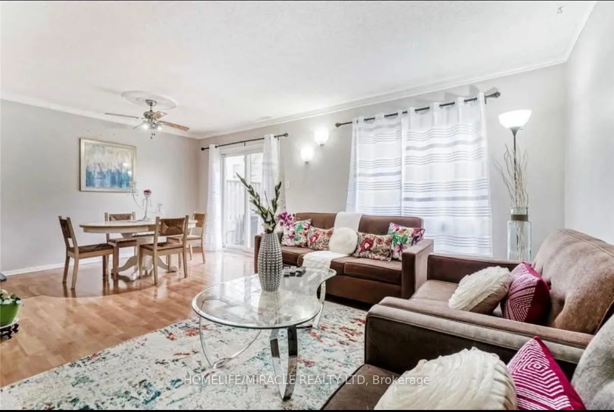 Photo 3 of 22 Sandringham Court, Brampton, Bramalea West Industrial — HOMEH