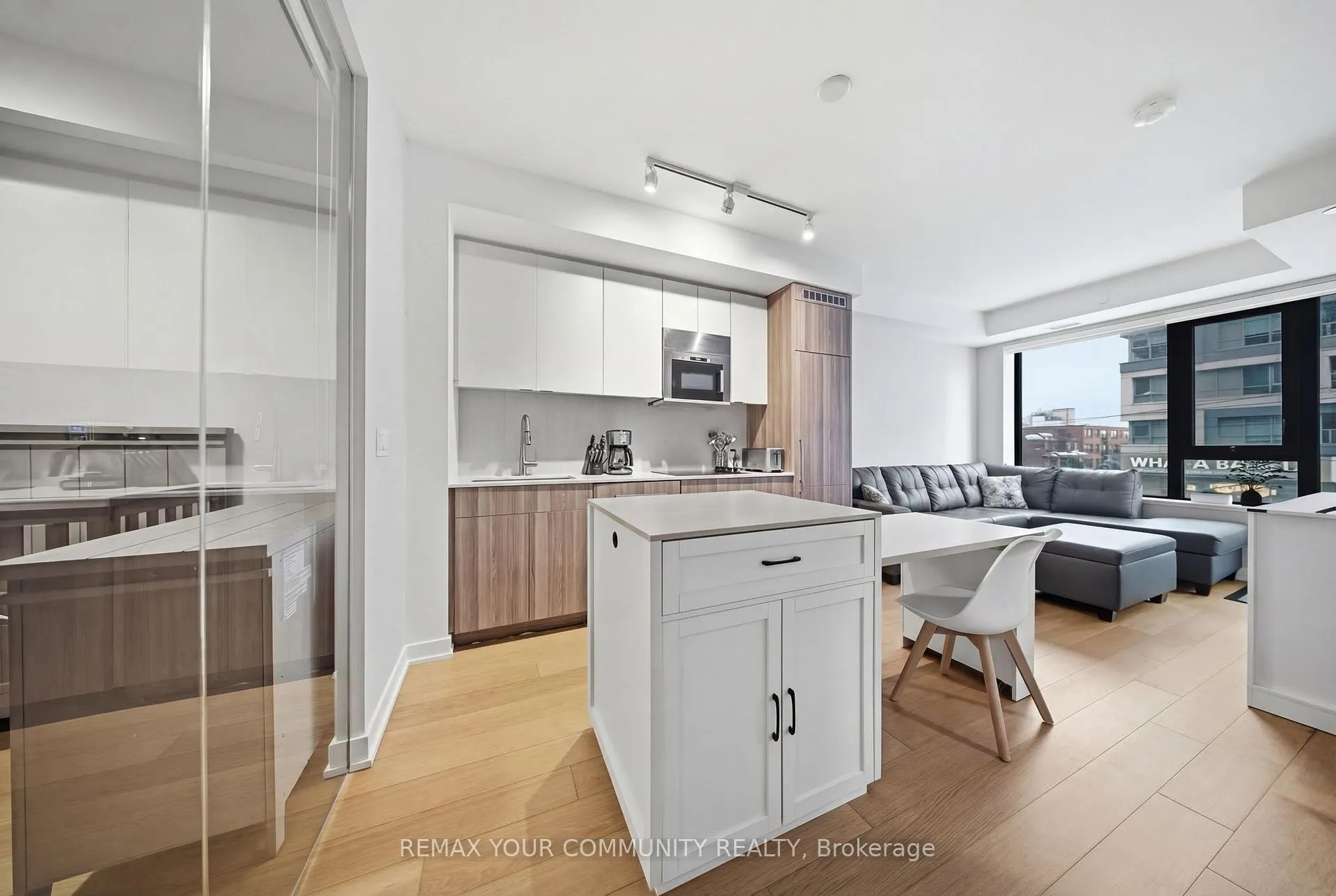 Photo 14 of Unit 312, 840 St Clair Avenue W, Toronto, Oakwood Village — HOMEH