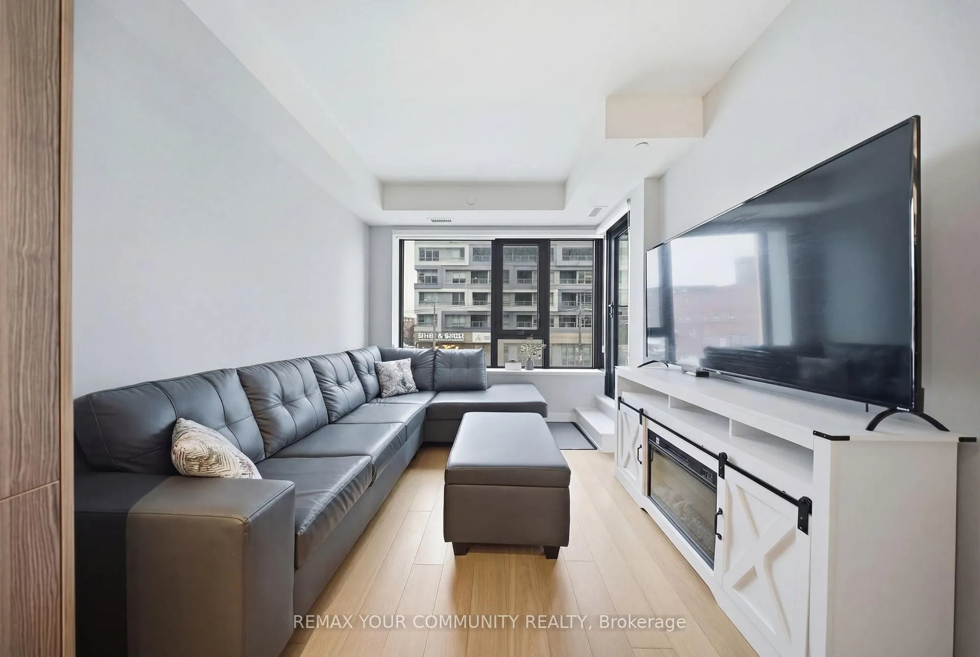 Photo 23 of Unit 312, 840 St Clair Avenue W, Toronto, Oakwood Village — HOMEH