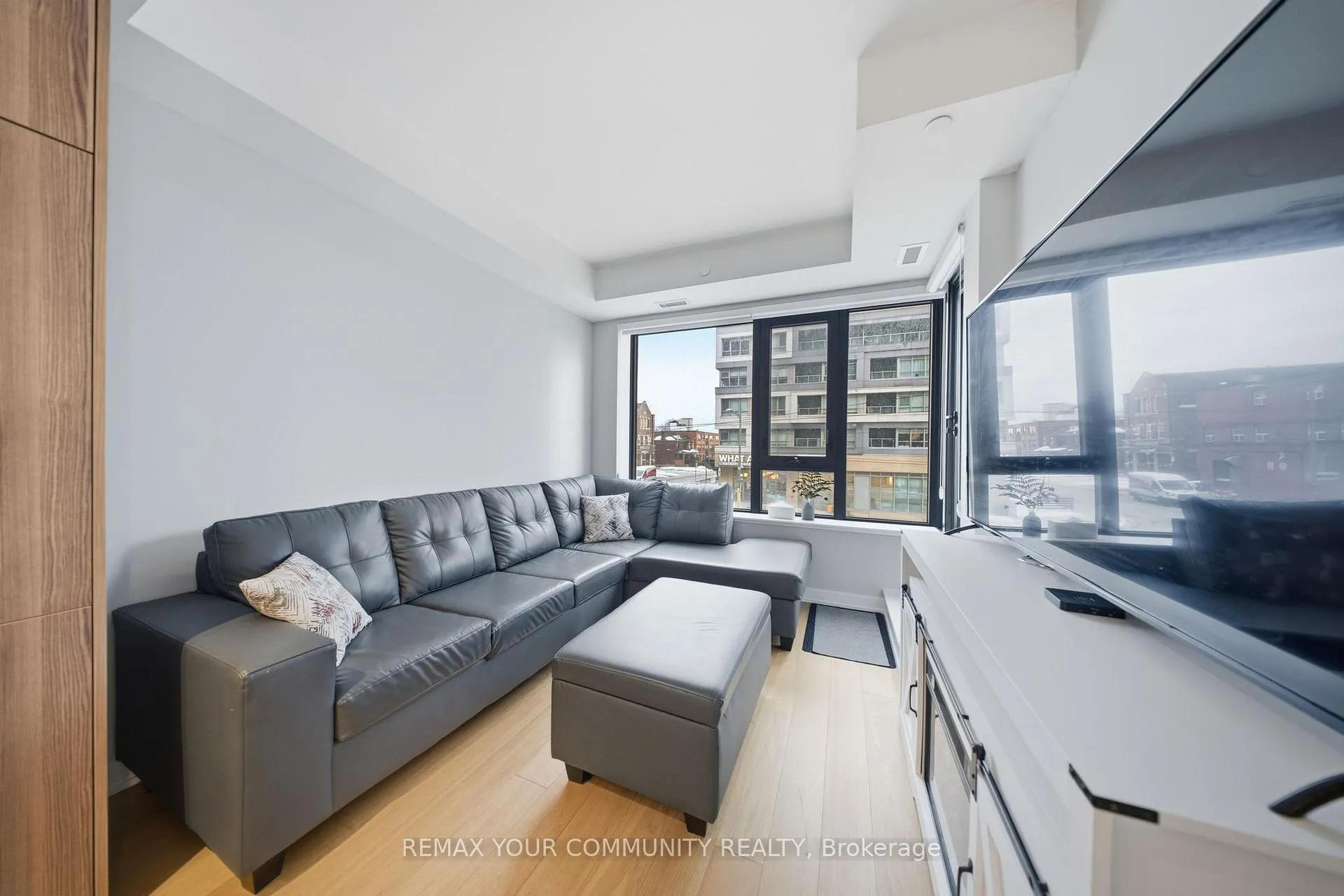 Photo 24 of Unit 312, 840 St Clair Avenue W, Toronto, Oakwood Village — HOMEH