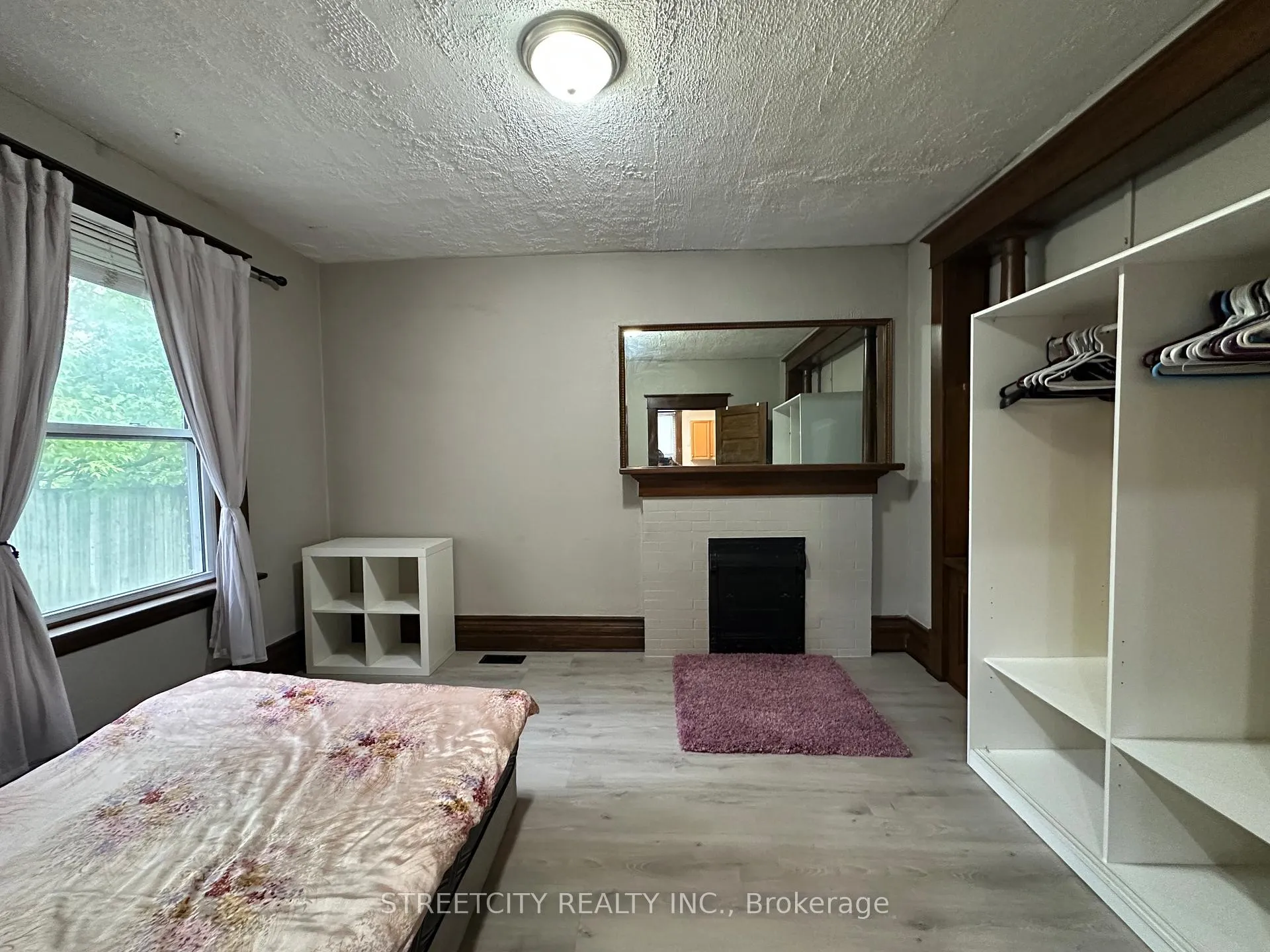 Photo 1 of 17 St. Andrew Street, London, North N — HOMEH
