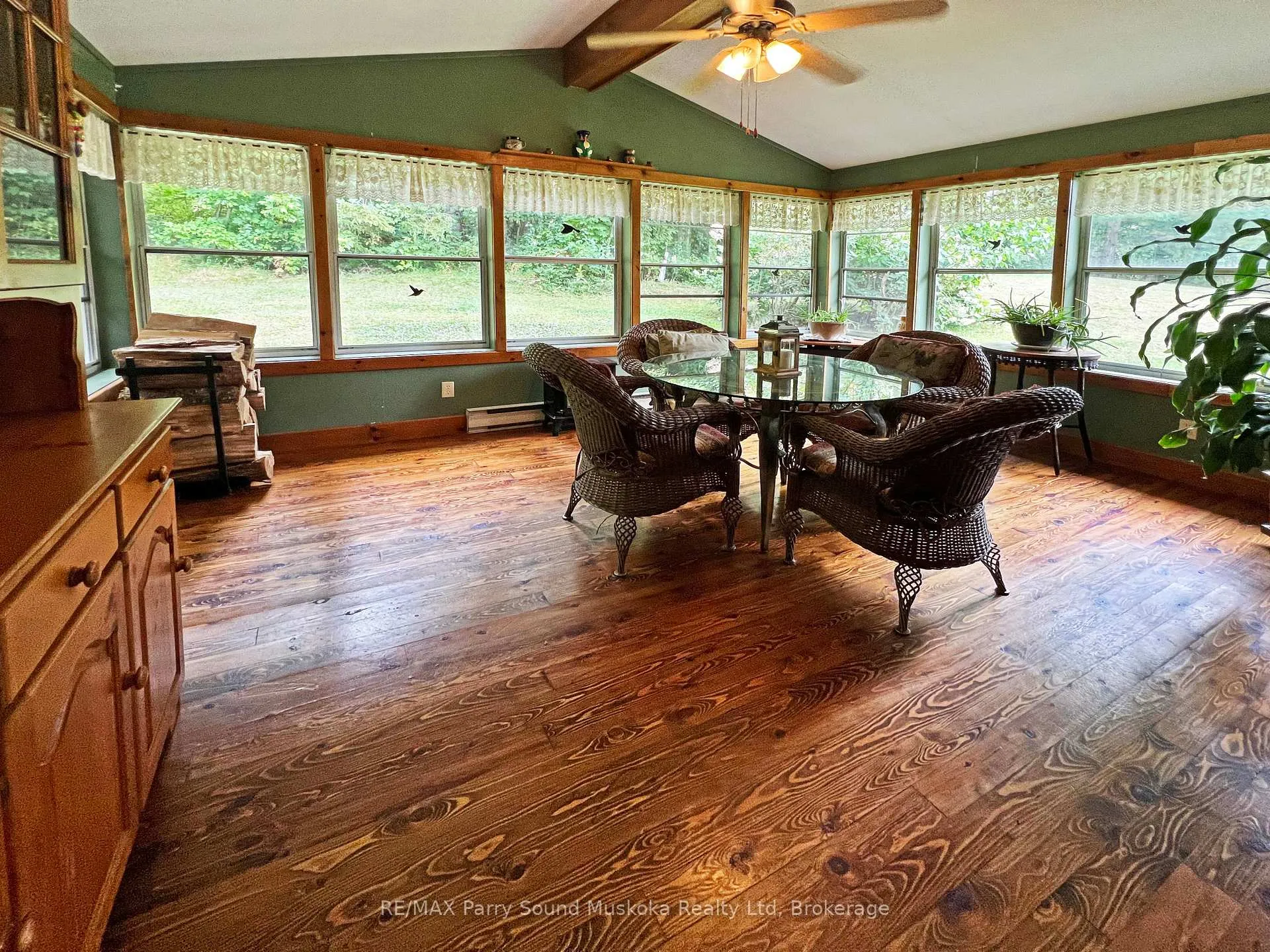 Photo 12 of 159 Boundary Spur Road, Whitestone, Dunchurch — HOMEH
