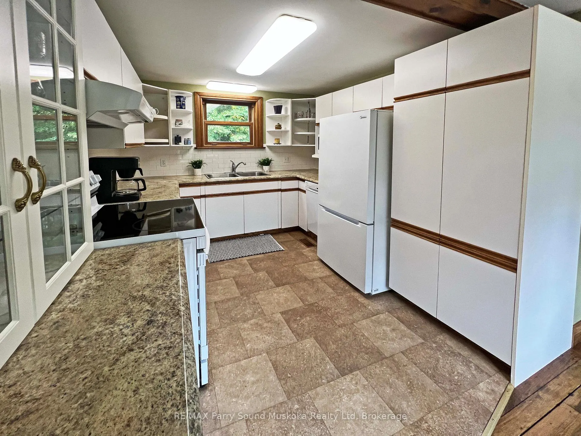 Photo 16 of 159 Boundary Spur Road, Whitestone, Dunchurch — HOMEH