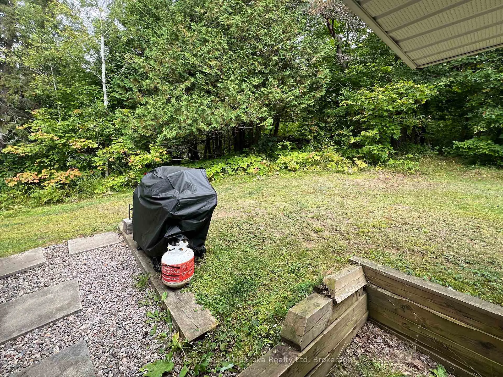 Photo 38 of 159 Boundary Spur Road, Whitestone, Dunchurch — HOMEH