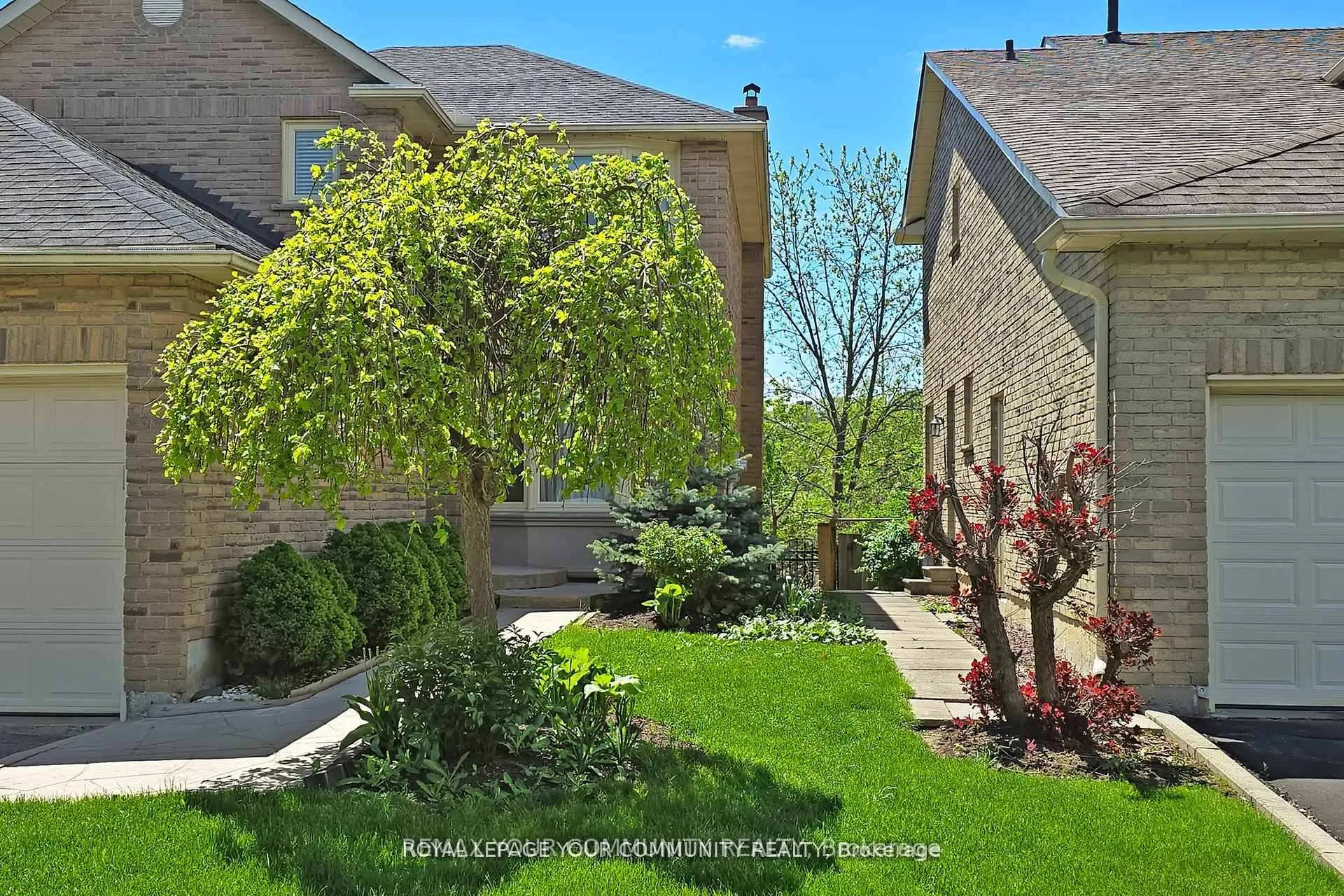Photo 3 of Unit Lower, 52 Eleanor Circle, Richmond Hill, South Richvale — HOMEH
