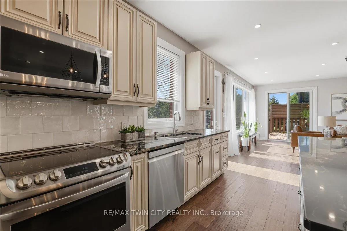 Photo 11 of 1438 Mannheim Road, Wilmot — HOMEH