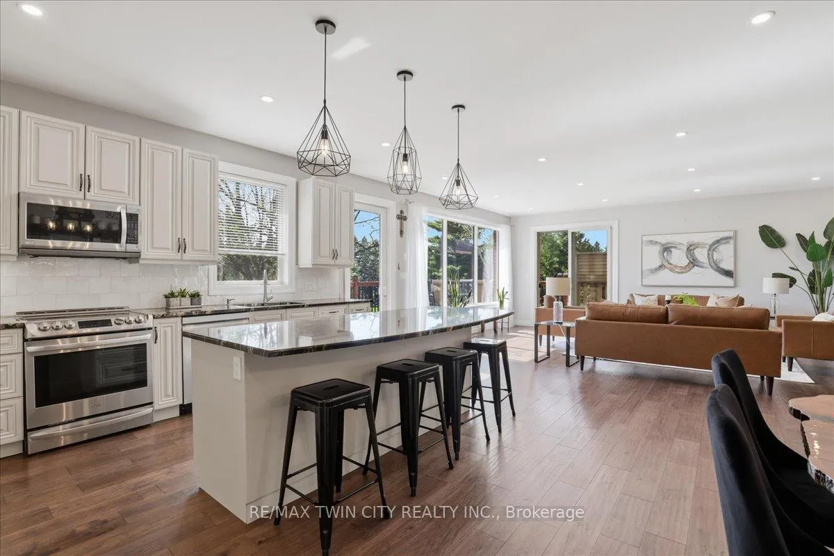 Photo 13 of 1438 Mannheim Road, Wilmot — HOMEH