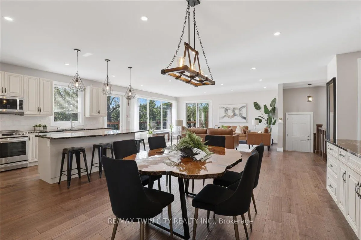 Photo 14 of 1438 Mannheim Road, Wilmot — HOMEH