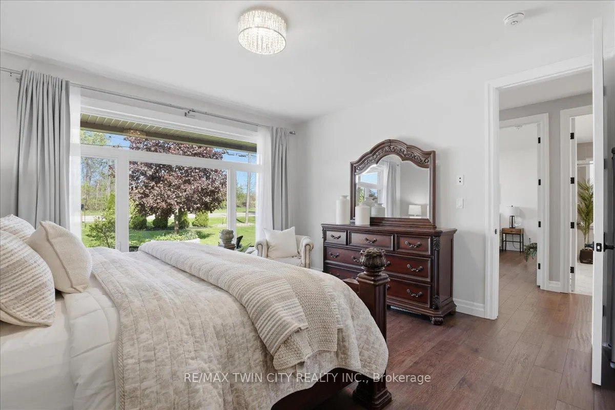 Photo 17 of 1438 Mannheim Road, Wilmot — HOMEH