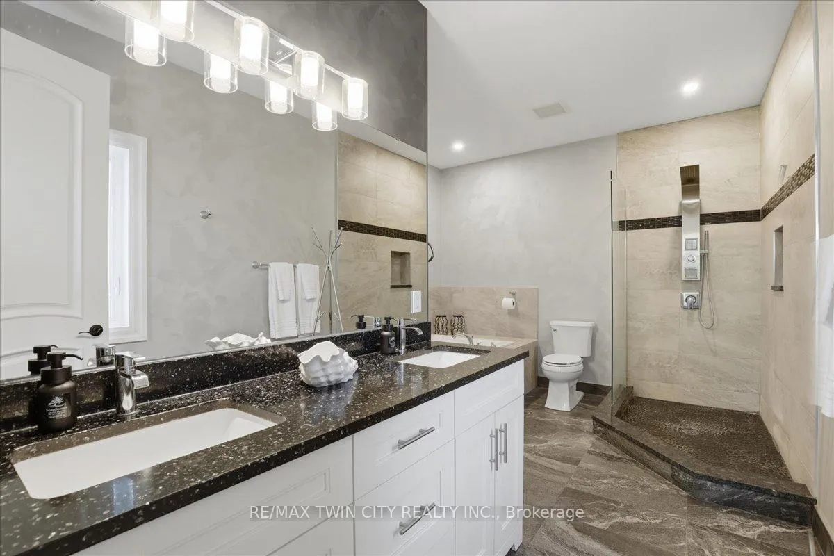 Photo 19 of 1438 Mannheim Road, Wilmot — HOMEH