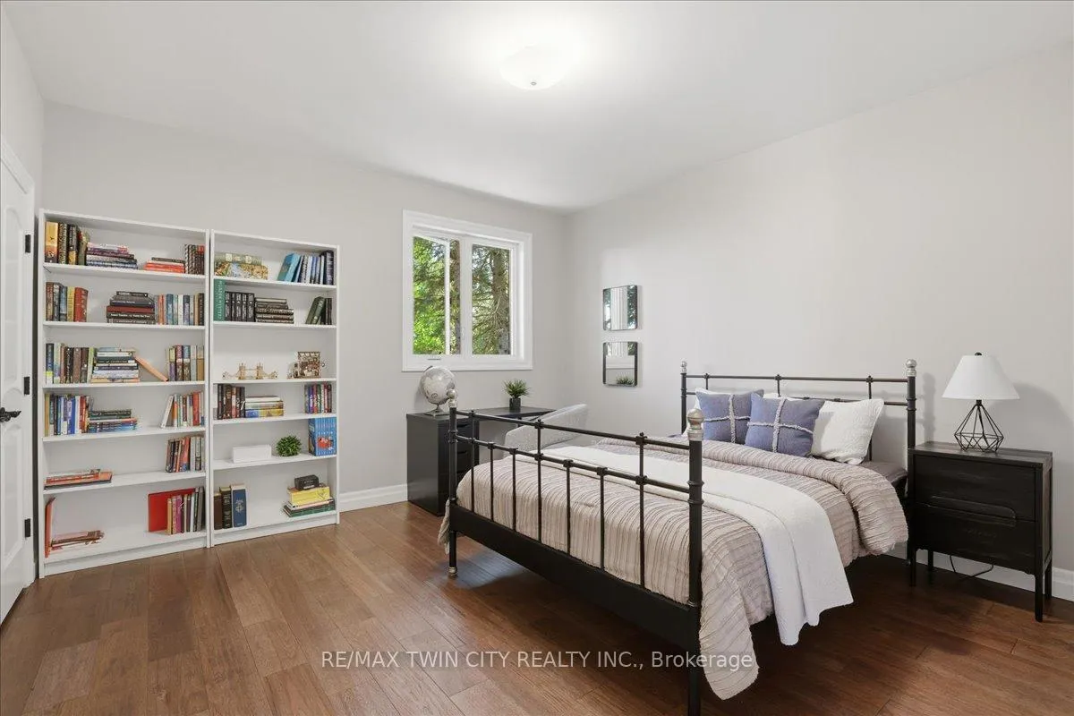 Photo 24 of 1438 Mannheim Road, Wilmot — HOMEH