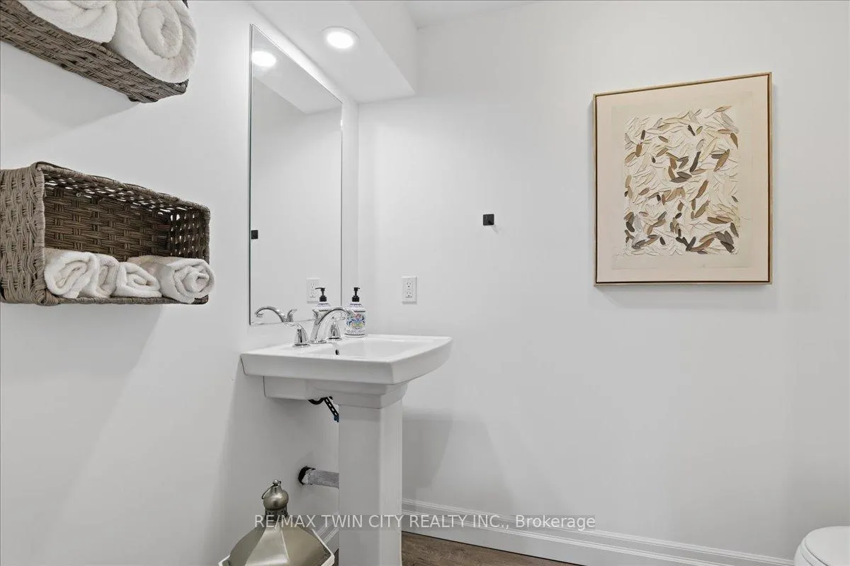 Photo 33 of 1438 Mannheim Road, Wilmot — HOMEH