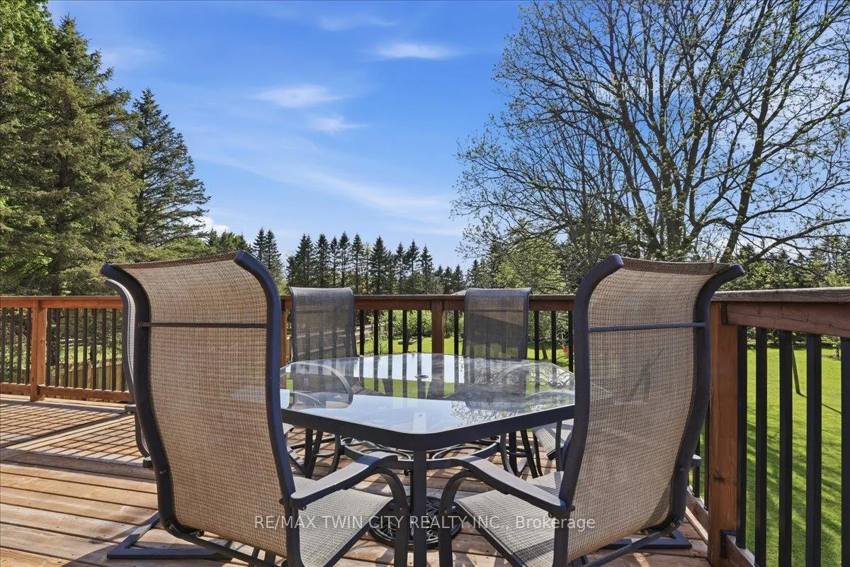 Photo 38 of 1438 Mannheim Road, Wilmot — HOMEH