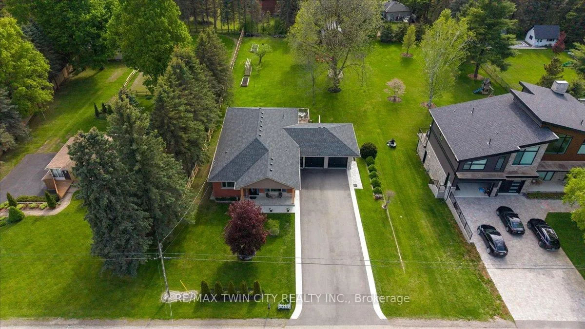 Photo 42 of 1438 Mannheim Road, Wilmot — HOMEH