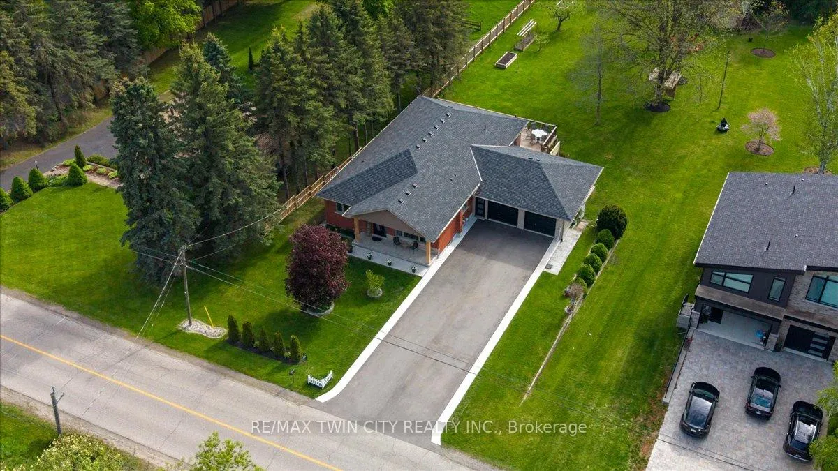 Photo 44 of 1438 Mannheim Road, Wilmot — HOMEH