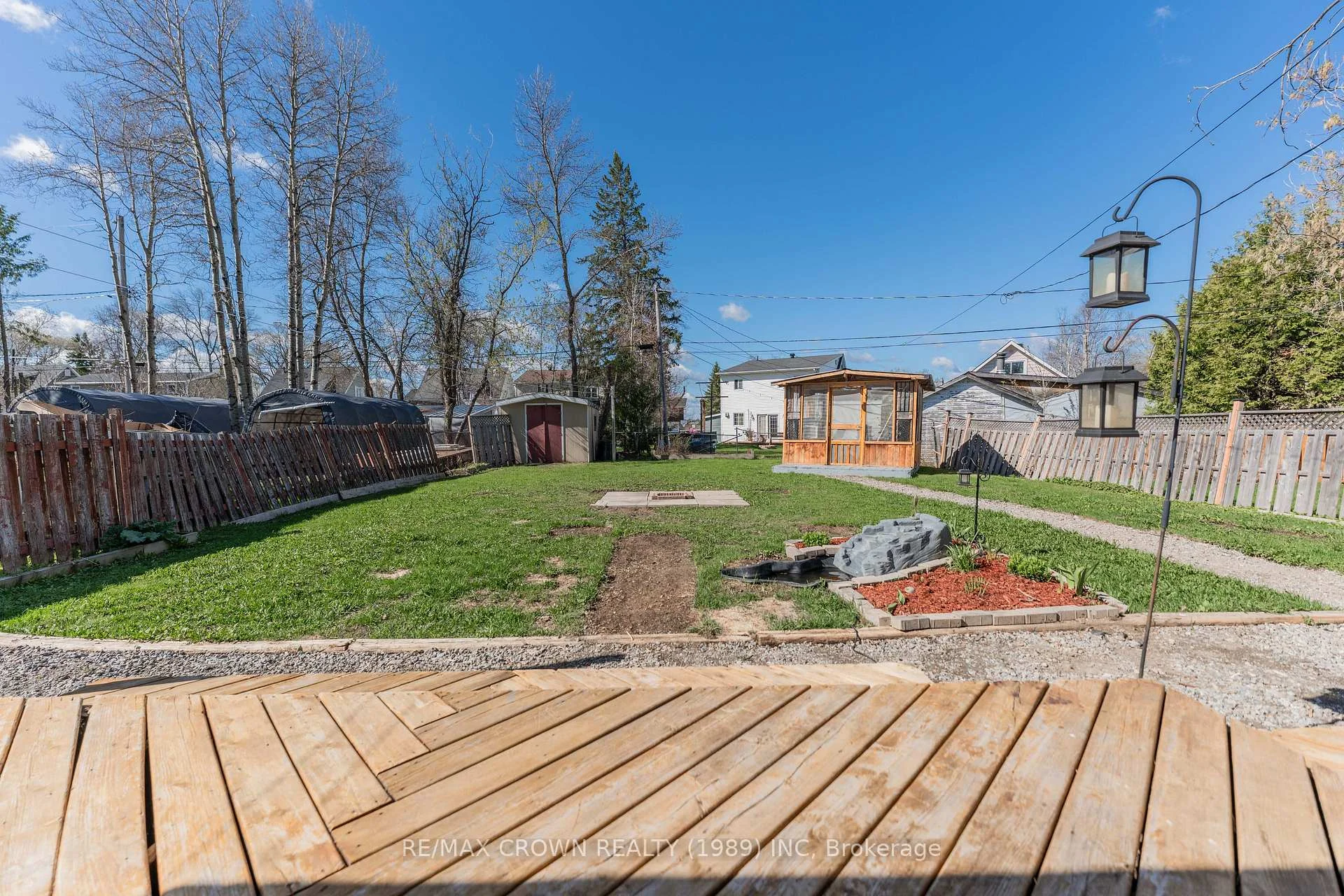 Photo 14 of 33 Dominion Avenue, Kapuskasing — HOMEH