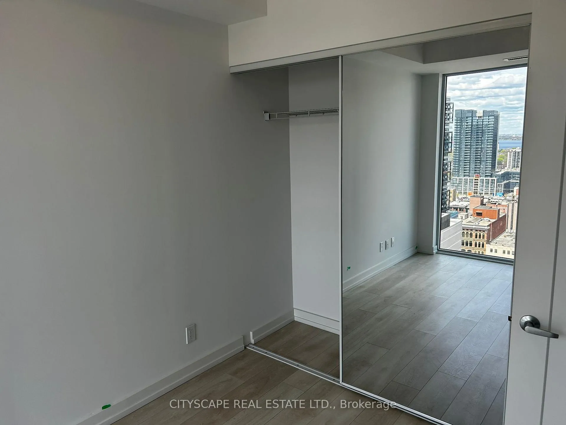 Photo 6 of Unit 2204, 75 James Street, Hamilton, Durand — HOMEH