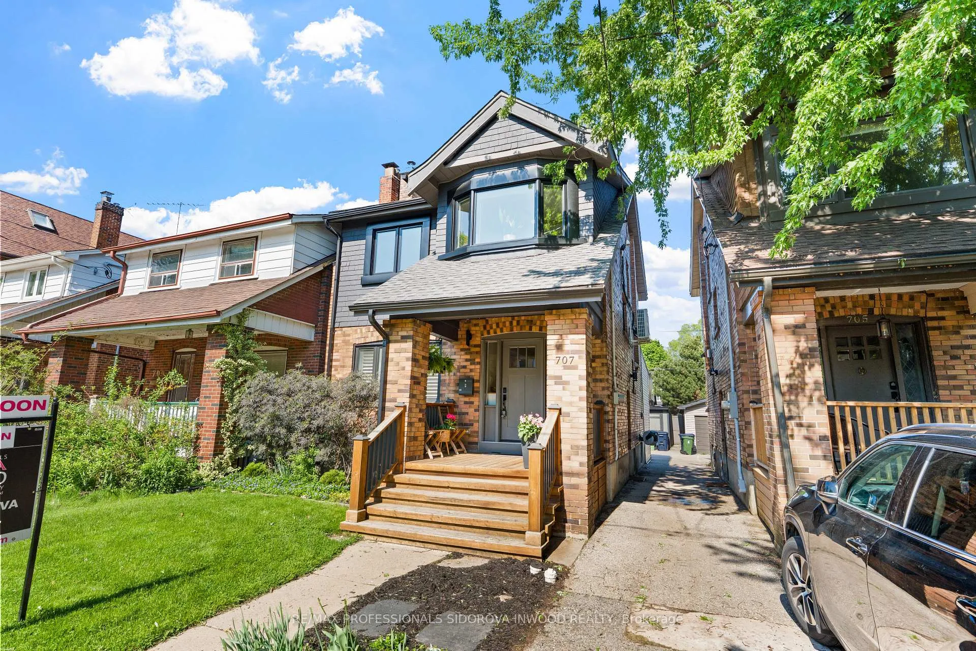 Photo 2 of 707 Windermere Avenue, Toronto, Runnymede-Bloor West Village — HOMEH