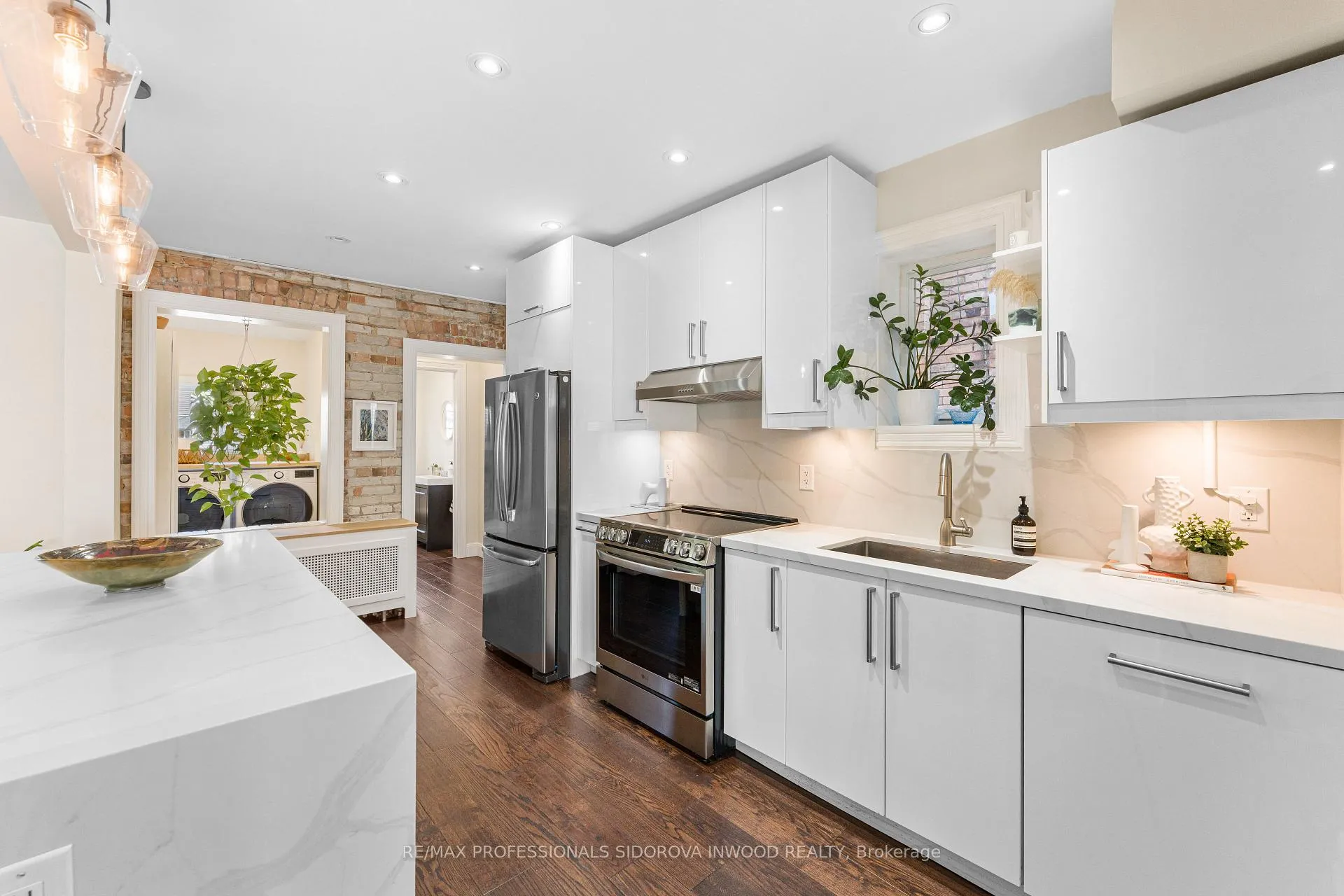Photo 11 of 707 Windermere Avenue, Toronto, Runnymede-Bloor West Village — HOMEH